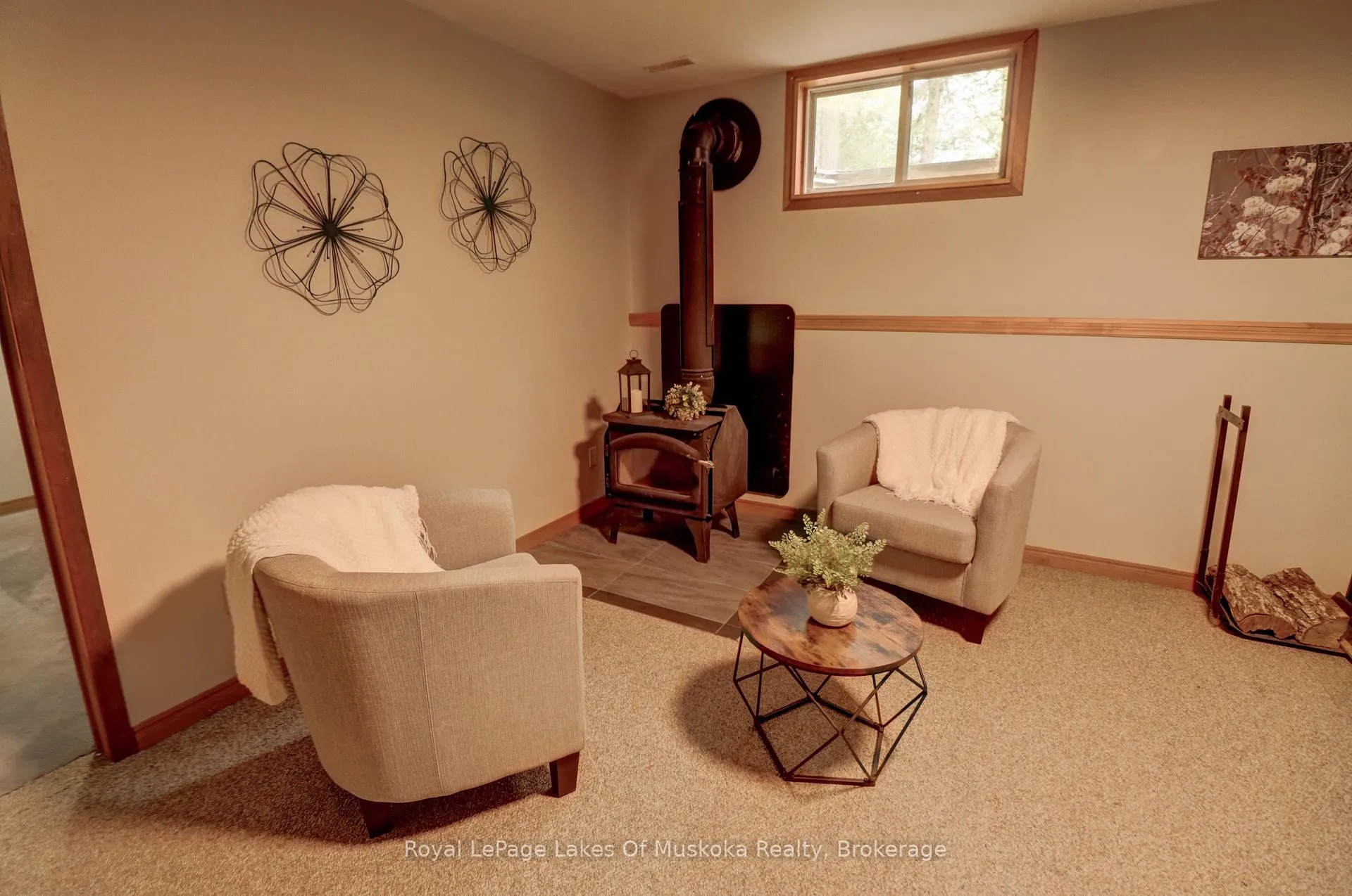 Photo 22 of 2 Quirt Crescent, Sundridge — HOMEH