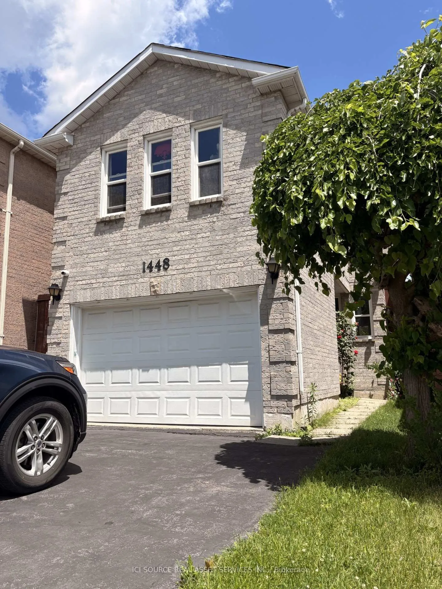 Front of 1448 Eddie Shain Drive