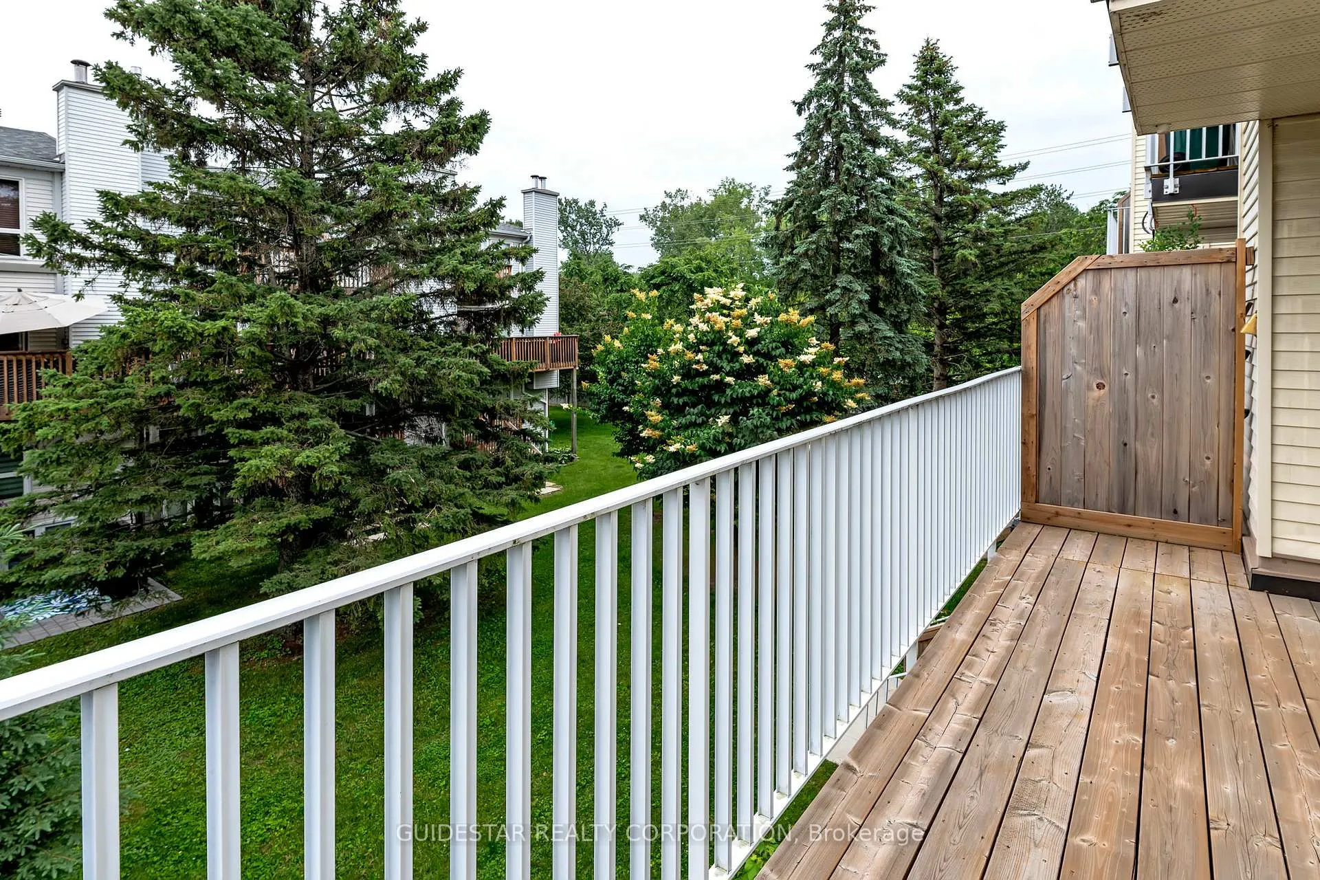 Photo 6 of 288 Briston Private, Ottawa, Hunt Club Park — HOMEH