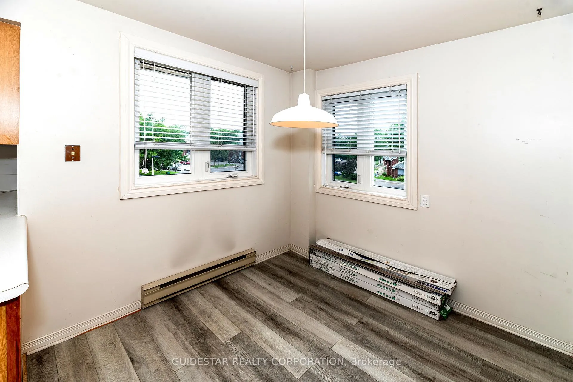 Photo 12 of 288 Briston Private, Ottawa, Hunt Club Park — HOMEH