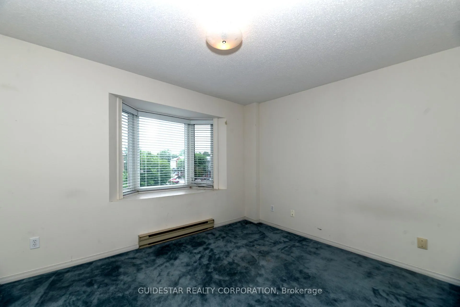 Photo 15 of 288 Briston Private, Ottawa, Hunt Club Park — HOMEH