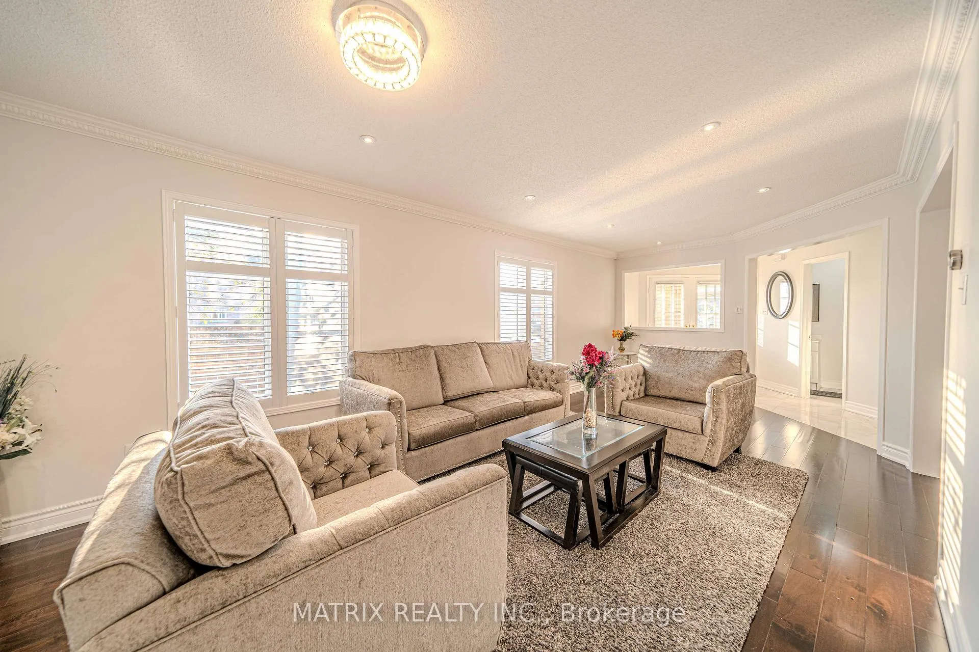 Photo 6 of 1 Apollo Road, Markham, Middlefield — HOMEH