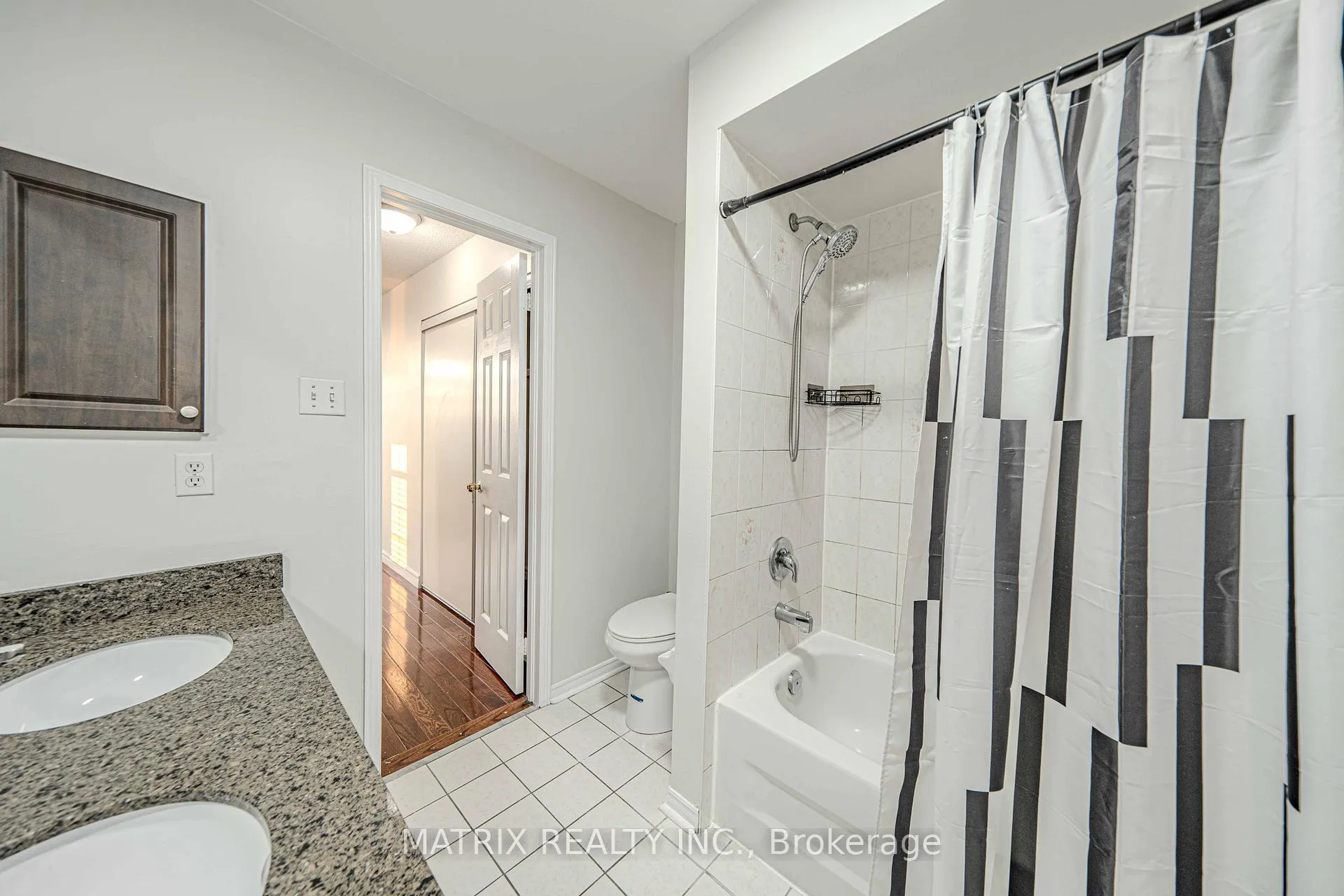Photo 28 of 1 Apollo Road, Markham, Middlefield — HOMEH