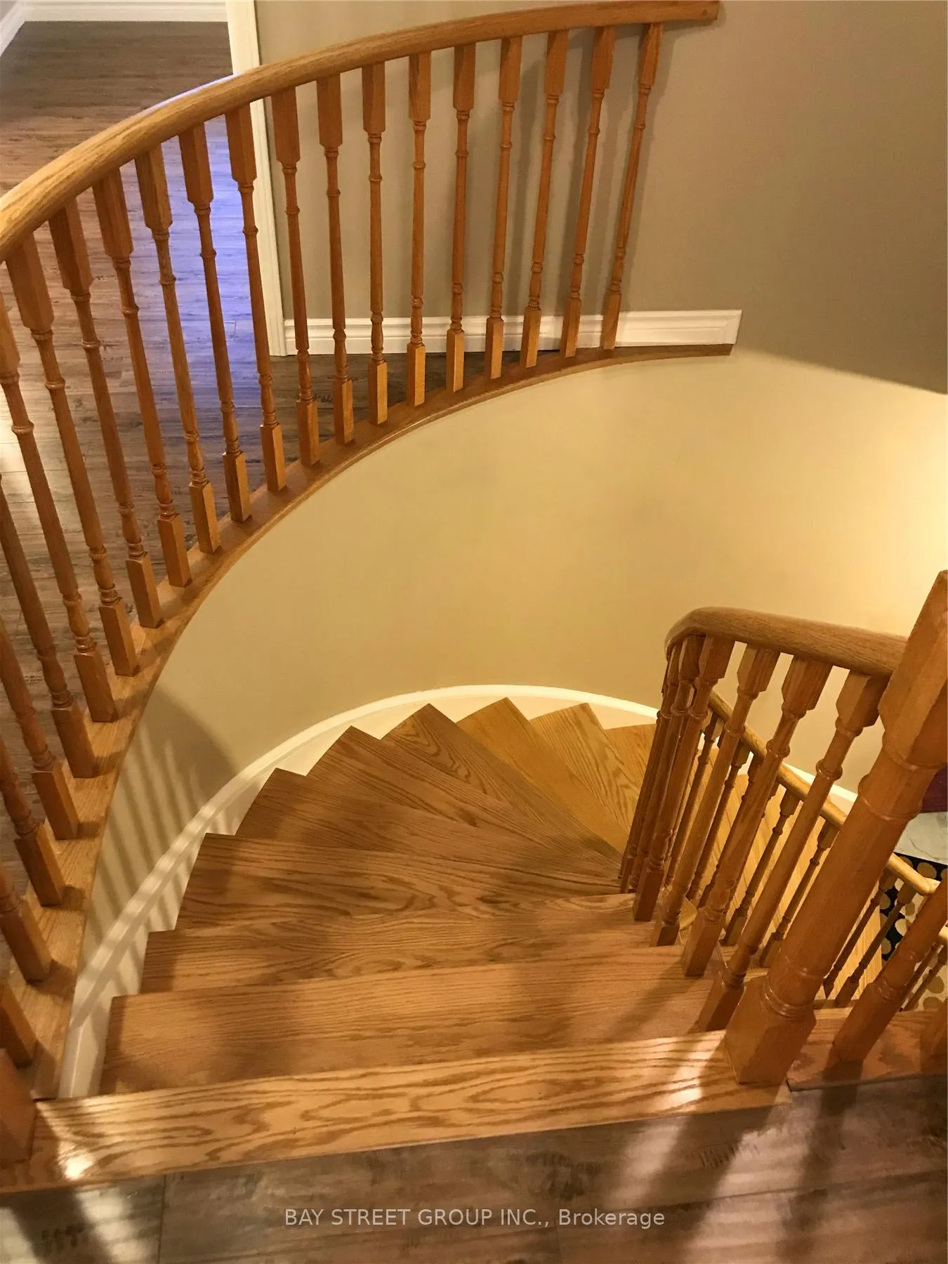 Photo 7 of 331 Green Lane, Markham, Thornlea — HOMEH