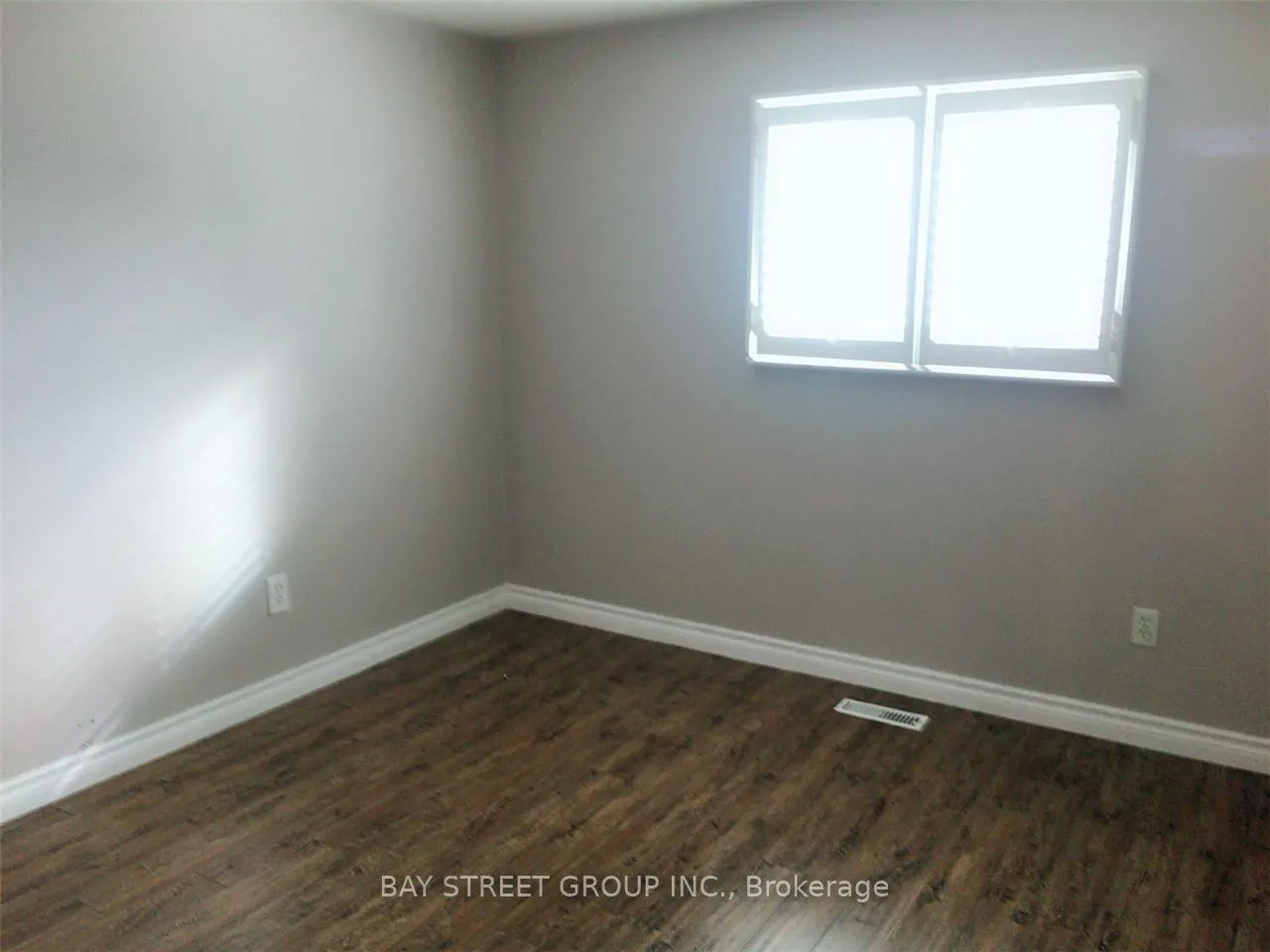 Photo 16 of 331 Green Lane, Markham, Thornlea — HOMEH