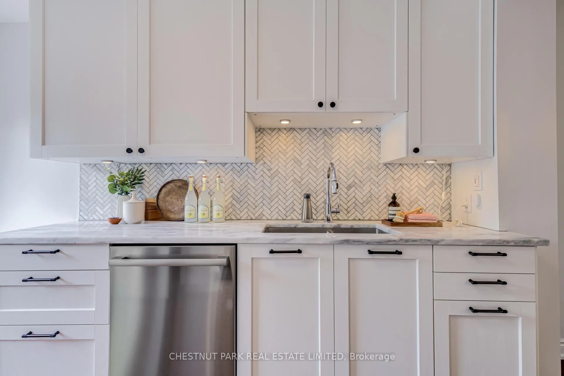 Photo 12 of 89 Frater Avenue, Toronto, Danforth Village-East York — HOMEH