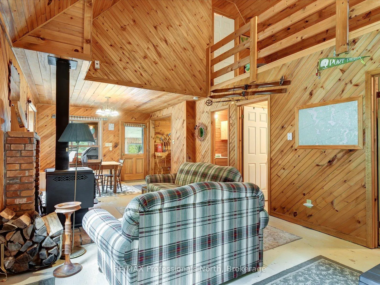 Photo 8 of 84 Lakeside Lane, South Algonquin — HOMEH