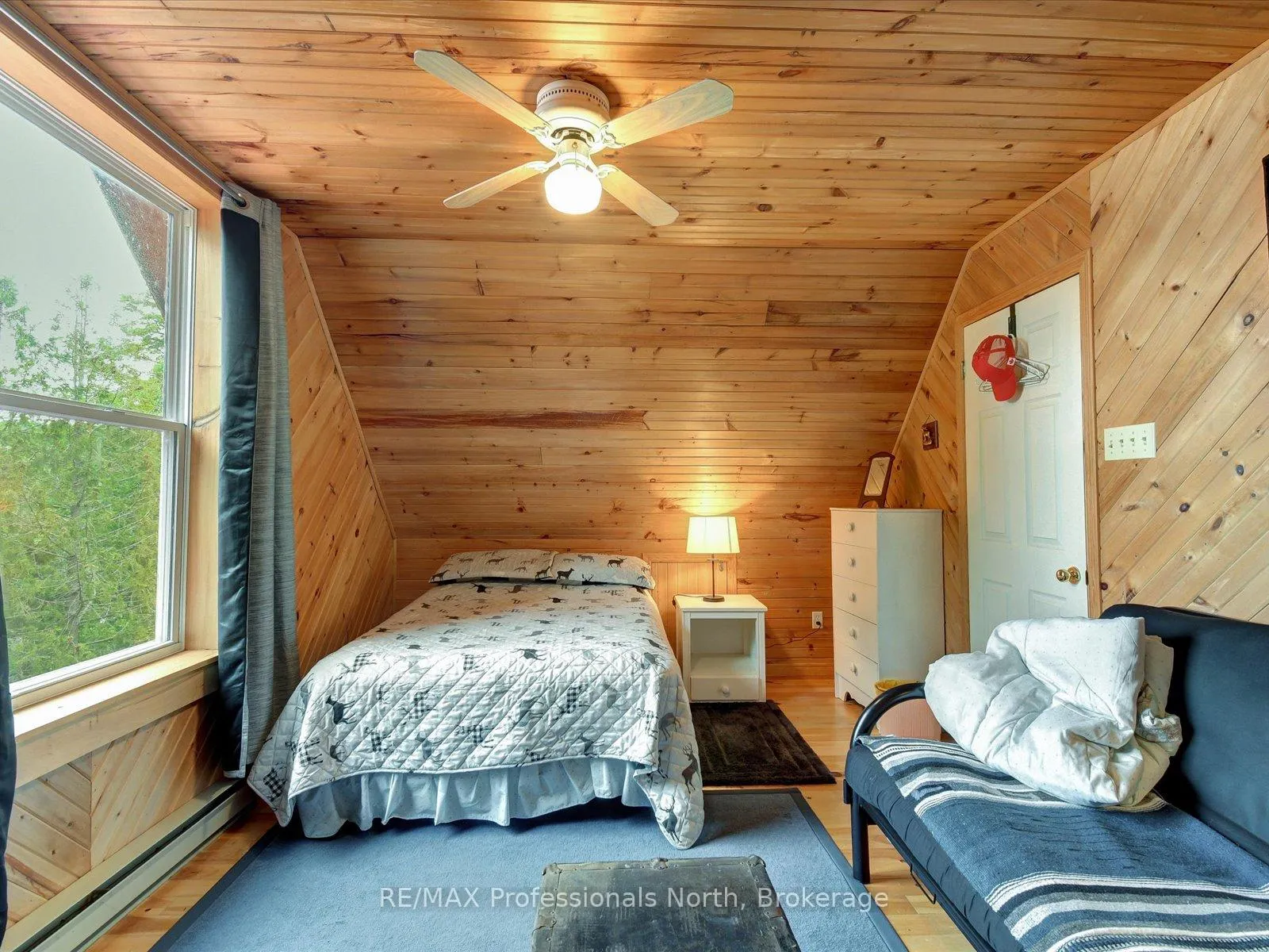 Photo 19 of 84 Lakeside Lane, South Algonquin — HOMEH