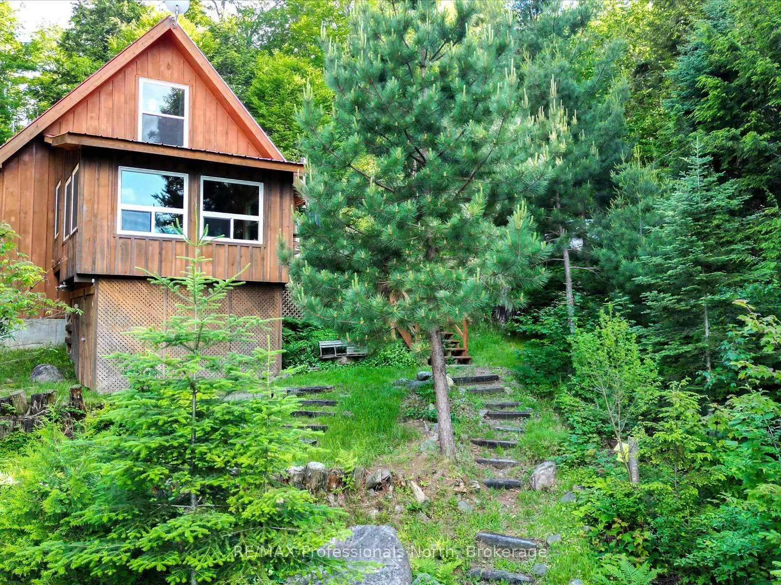 Photo 31 of 84 Lakeside Lane, South Algonquin — HOMEH