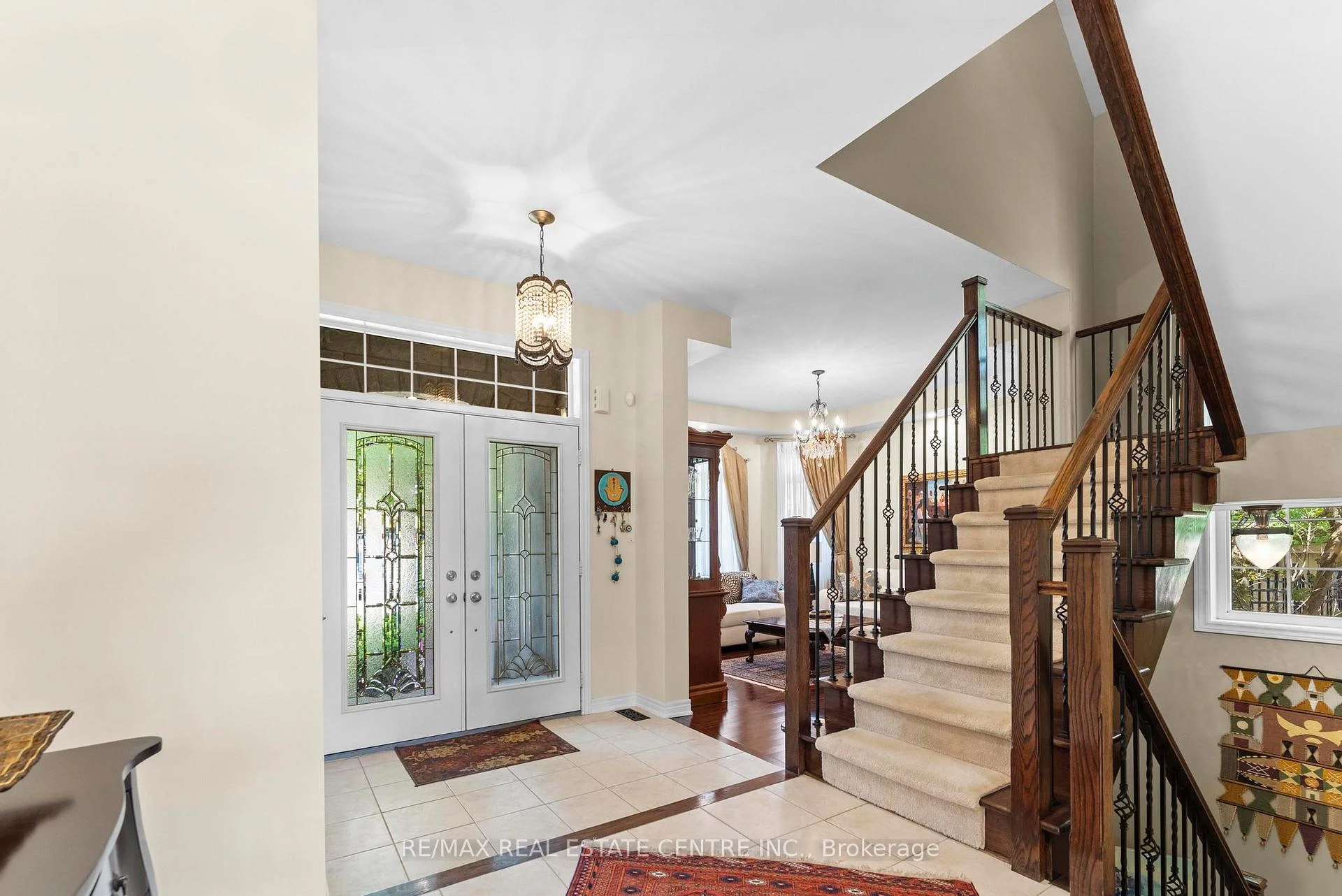 Photo 9 of 2454 Springforest Drive, Oakville, Bronte Creek — HOMEH