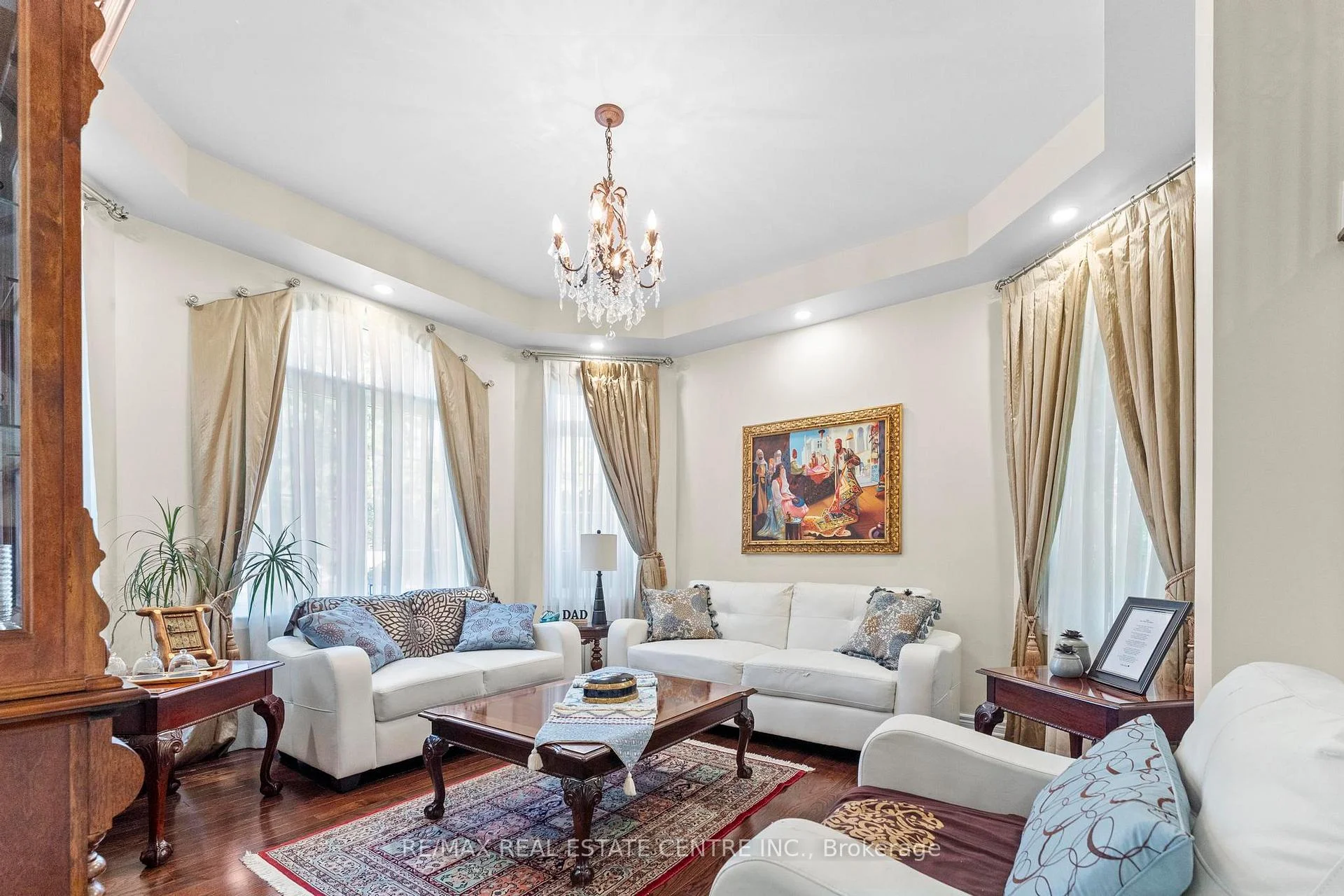 Photo 10 of 2454 Springforest Drive, Oakville, Bronte Creek — HOMEH