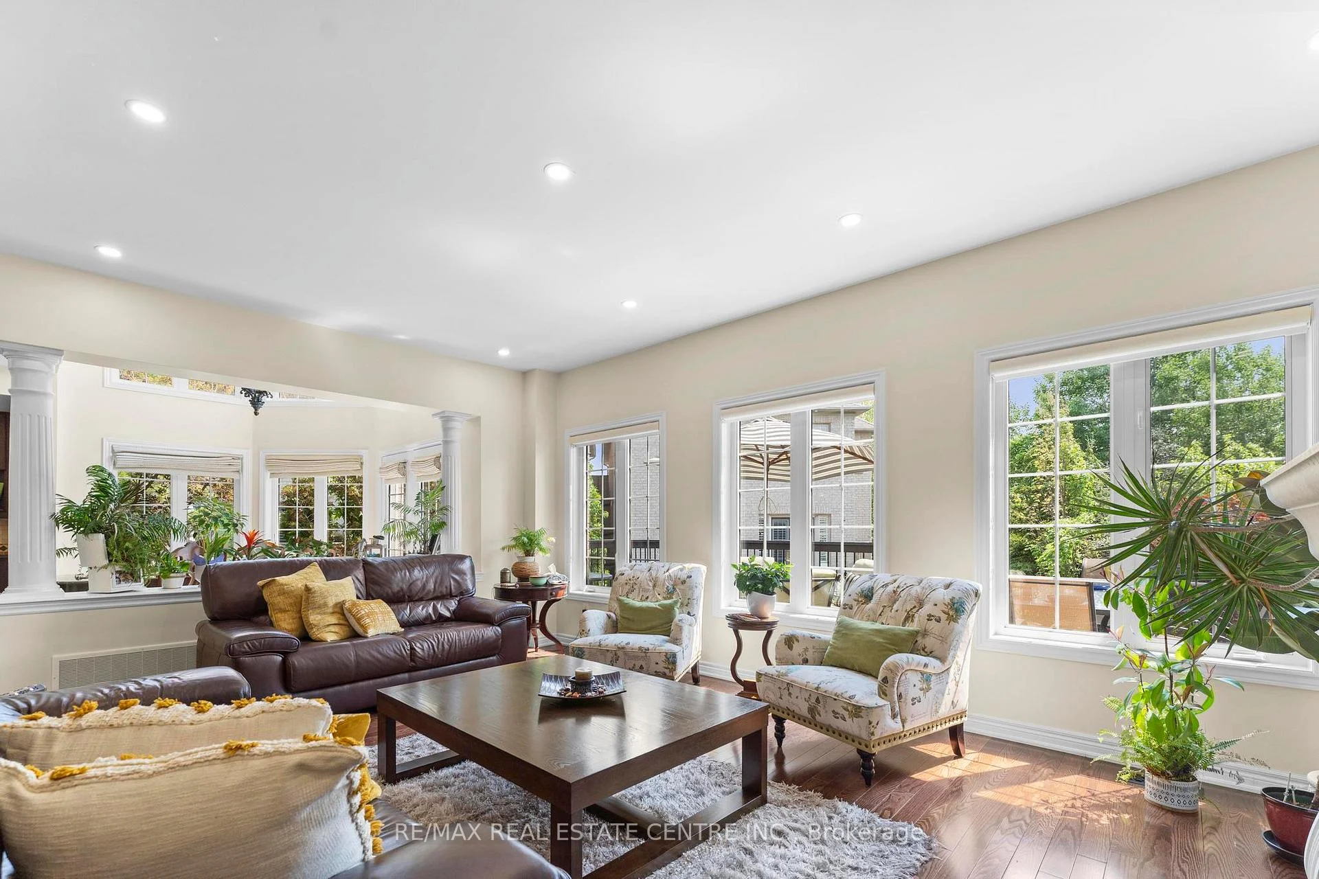 Photo 16 of 2454 Springforest Drive, Oakville, Bronte Creek — HOMEH