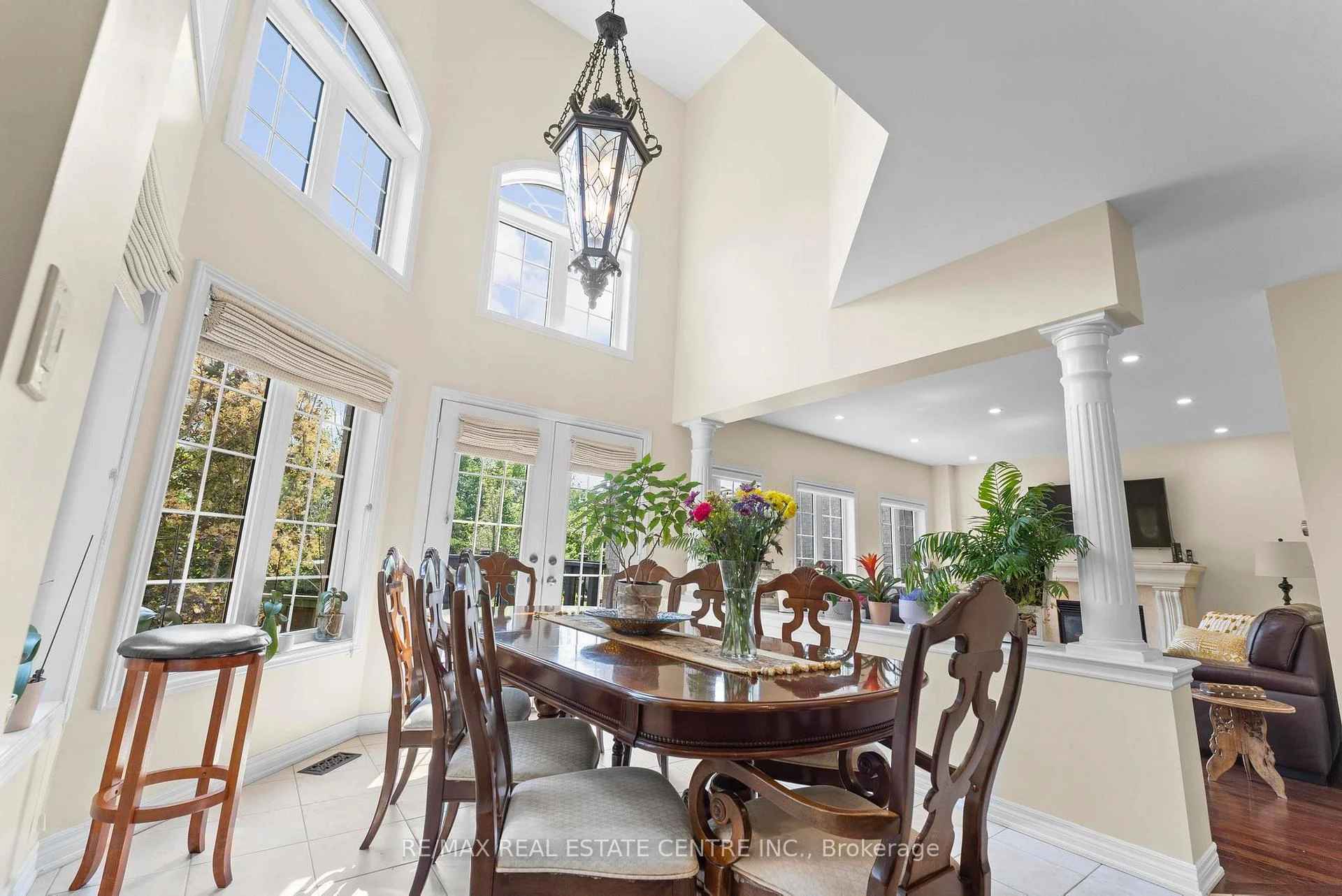 Photo 19 of 2454 Springforest Drive, Oakville, Bronte Creek — HOMEH