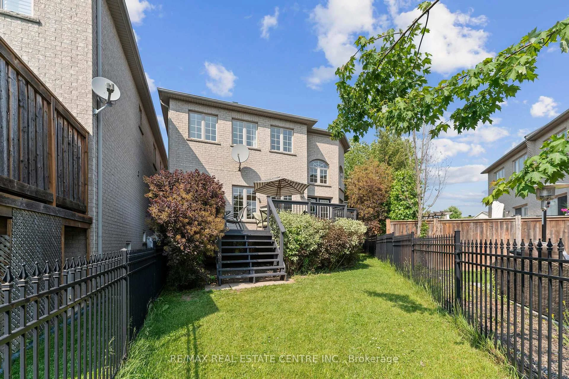 Photo 50 of 2454 Springforest Drive, Oakville, Bronte Creek — HOMEH