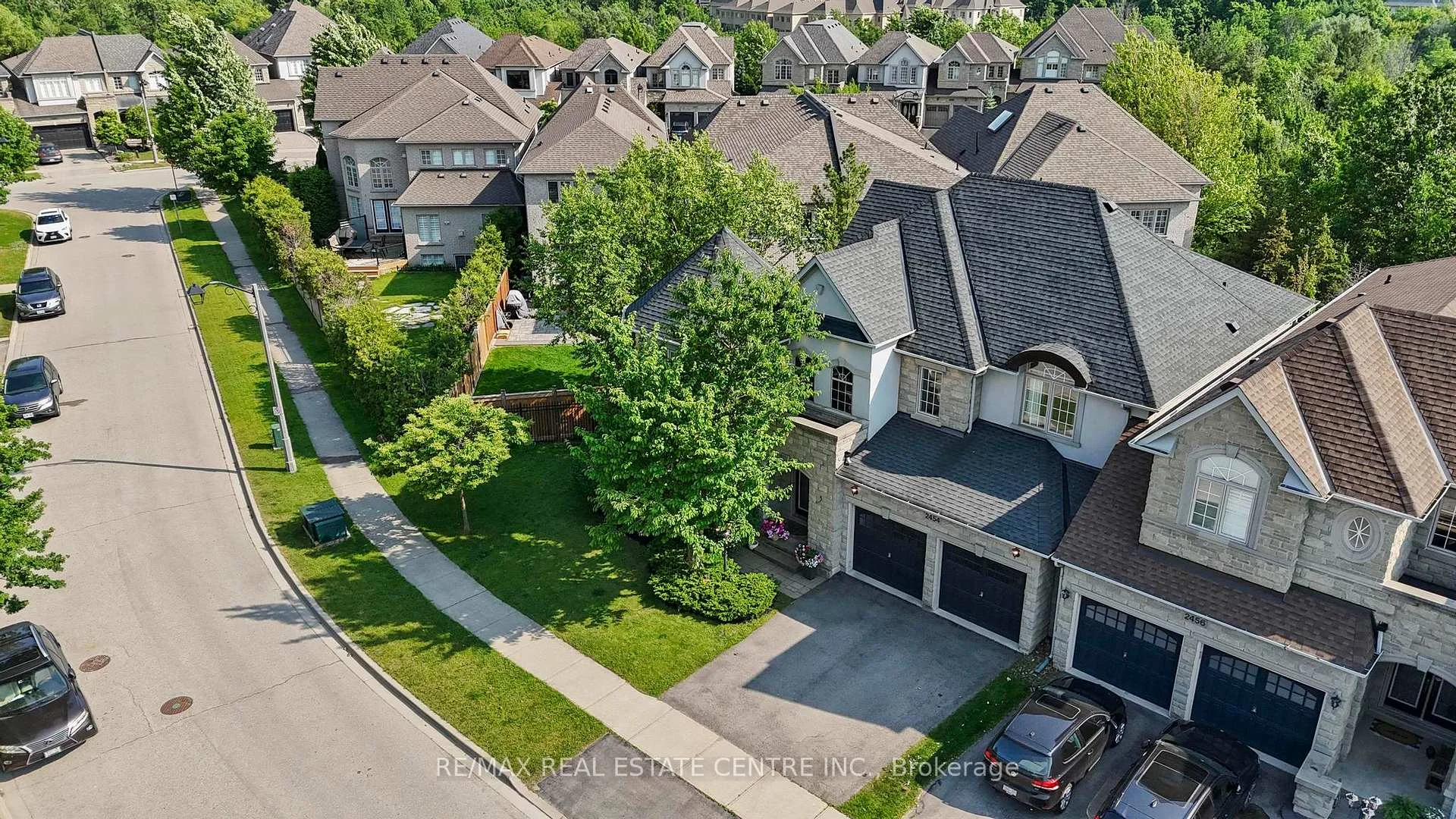 Photo 63 of 2454 Springforest Drive, Oakville, Bronte Creek — HOMEH