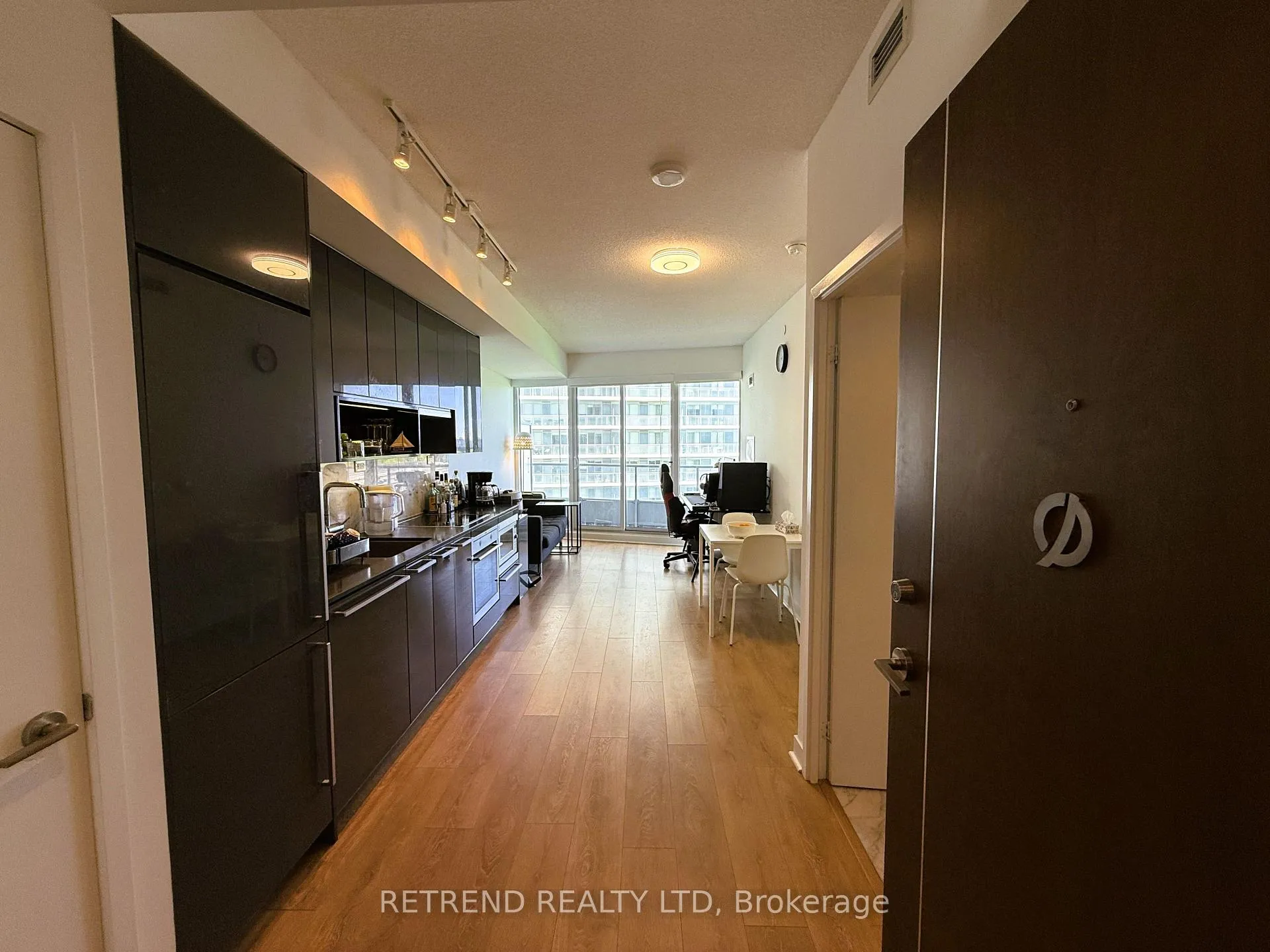 Photo 2 of Unit 706, 115 Mcmahon Drive, North York, Bayview Village — HOMEH