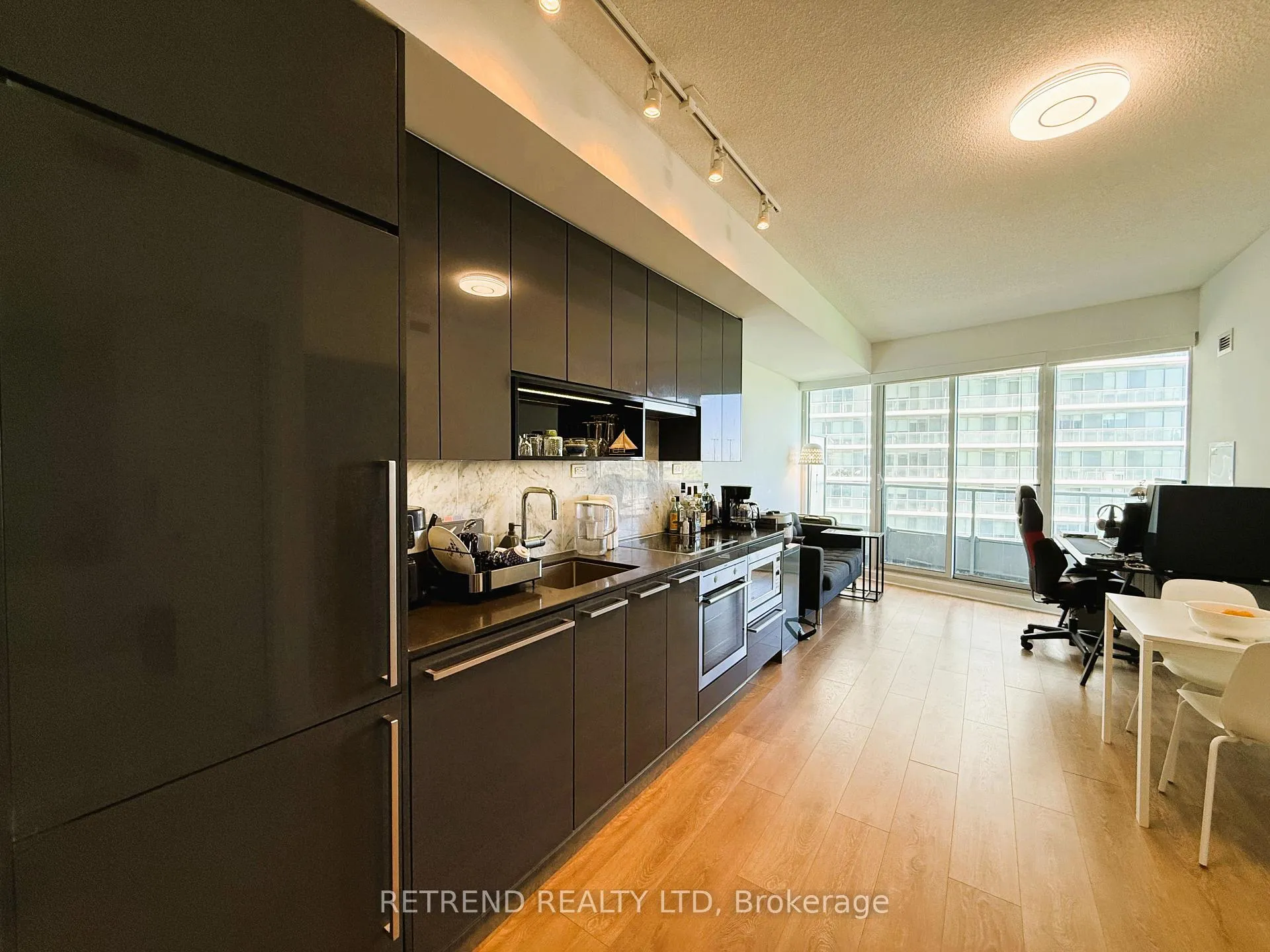 Photo 3 of Unit 706, 115 Mcmahon Drive, North York, Bayview Village — HOMEH