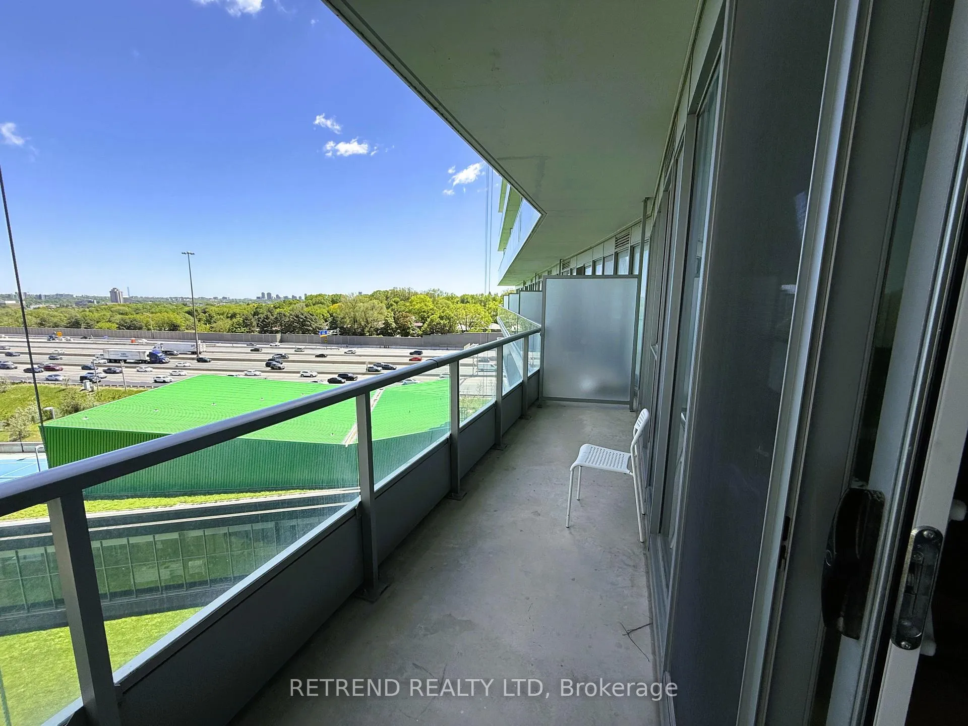Photo 8 of Unit 706, 115 Mcmahon Drive, North York, Bayview Village — HOMEH