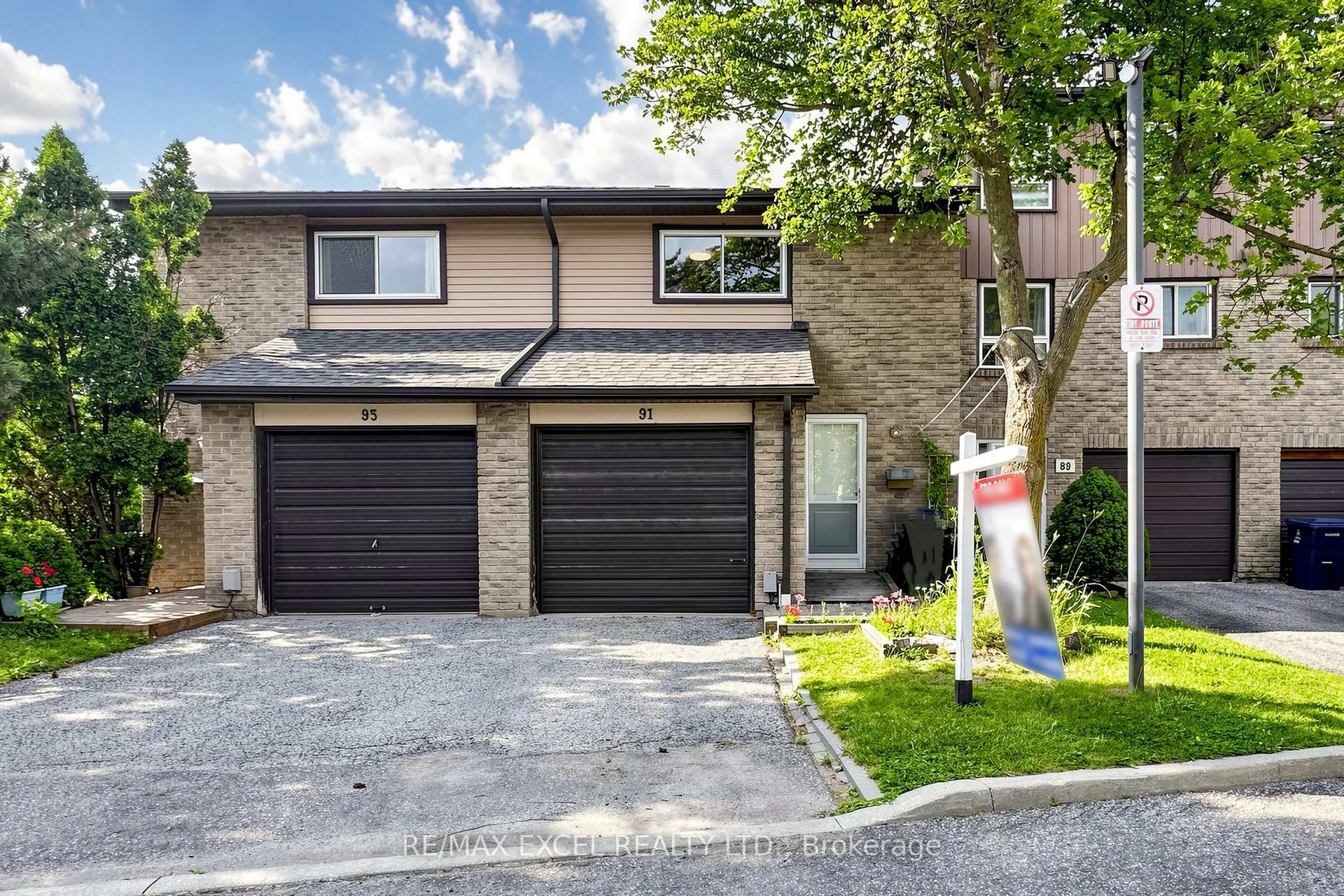 Photo 1 of Unit 91, 1131 Sandhurst Circle, Scarborough, Agincourt North — HOMEH