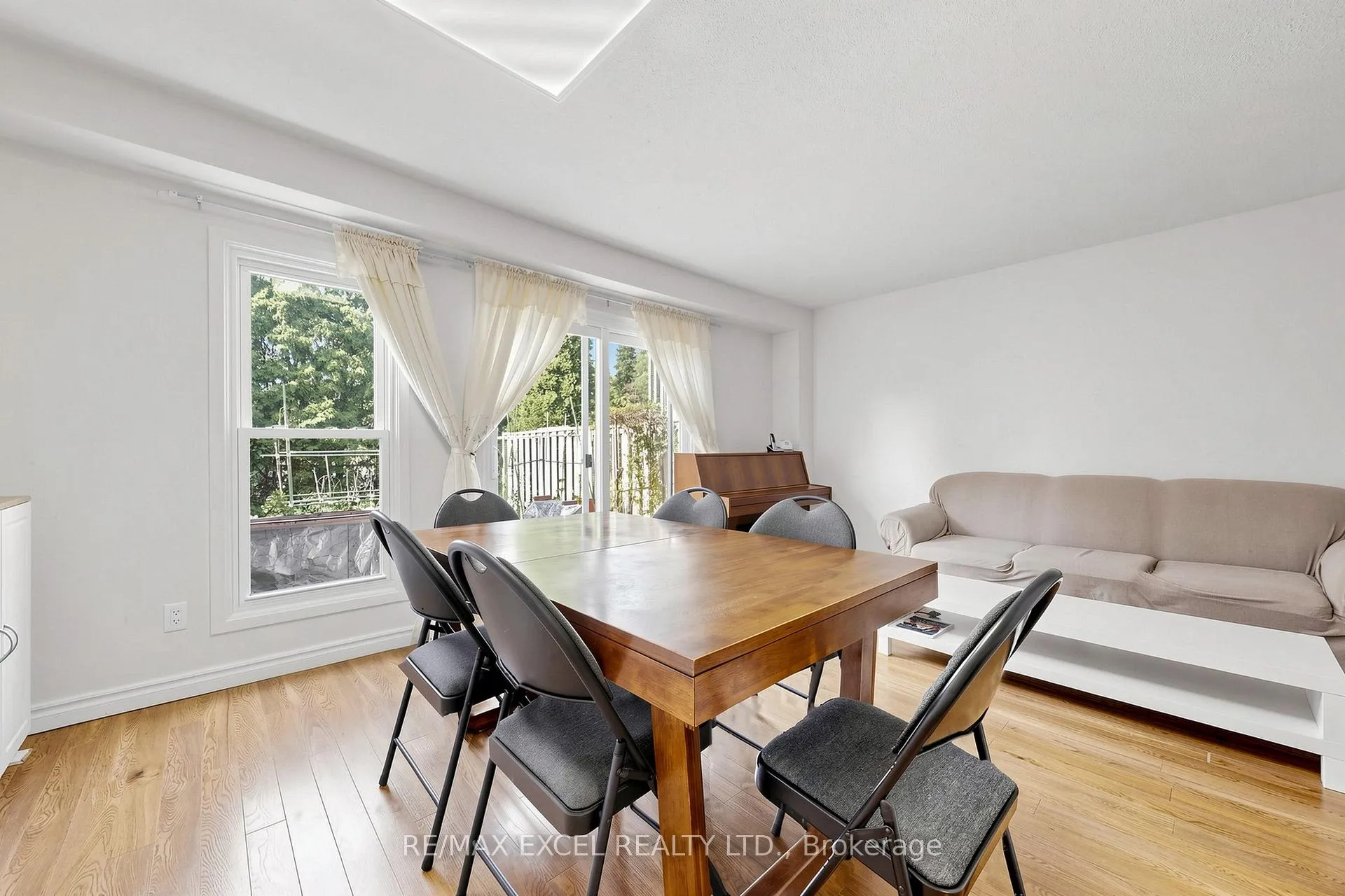 Photo 13 of Unit 91, 1131 Sandhurst Circle, Scarborough, Agincourt North — HOMEH