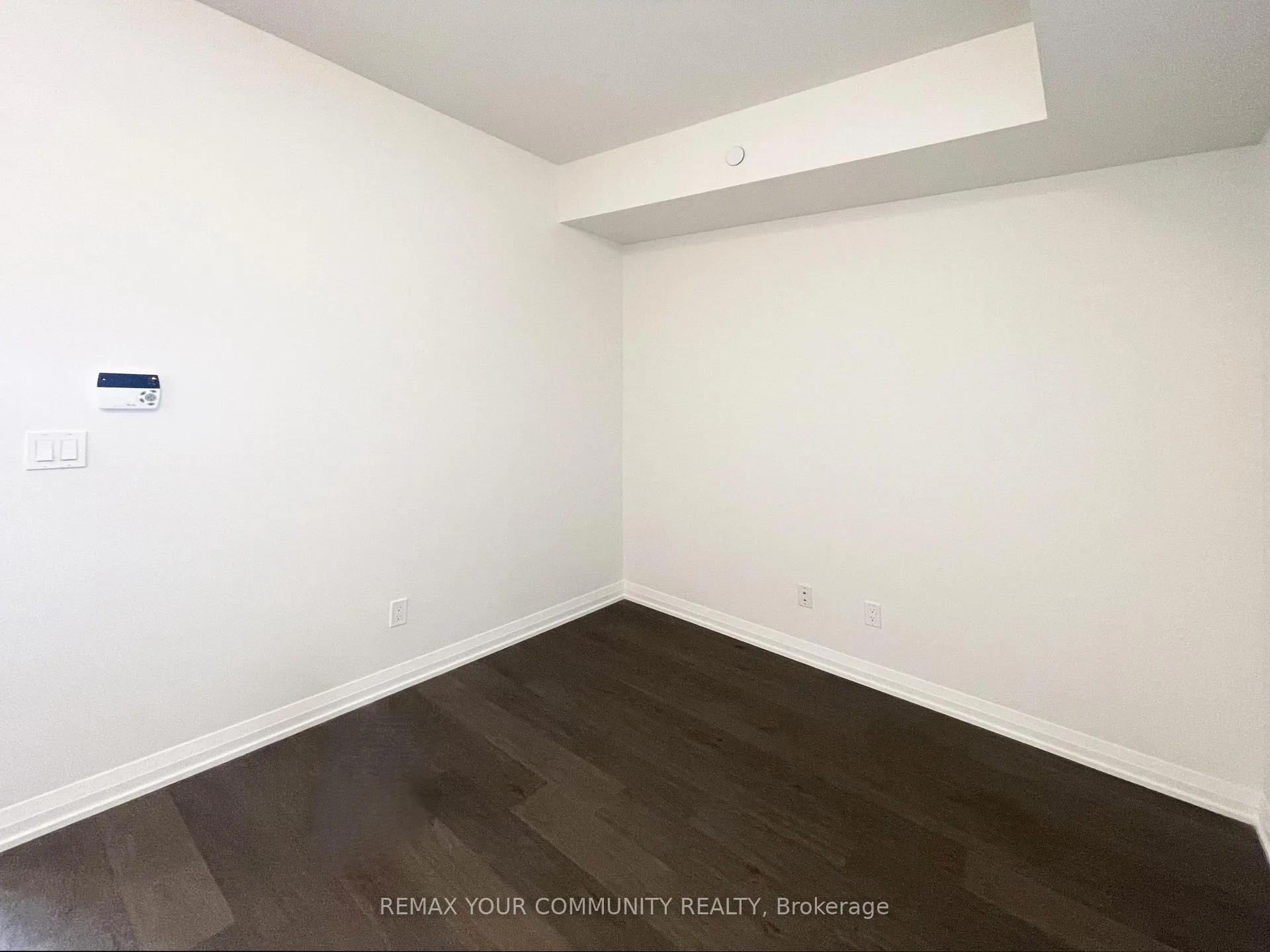 Photo 9 of Unit 1206, 65 Oneida Crescent, Richmond Hill, Langstaff — HOMEH