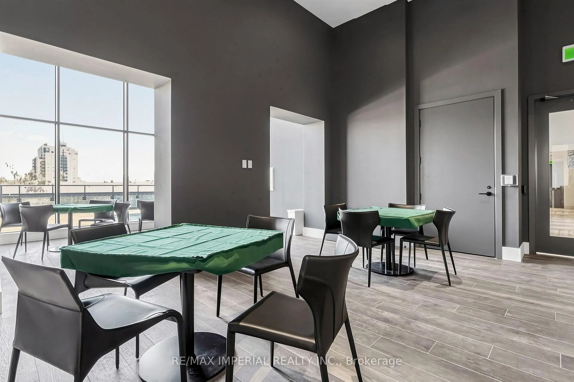Photo 39 of Unit 910, 38 Water Walk Drive, Markham, Unionville — HOMEH