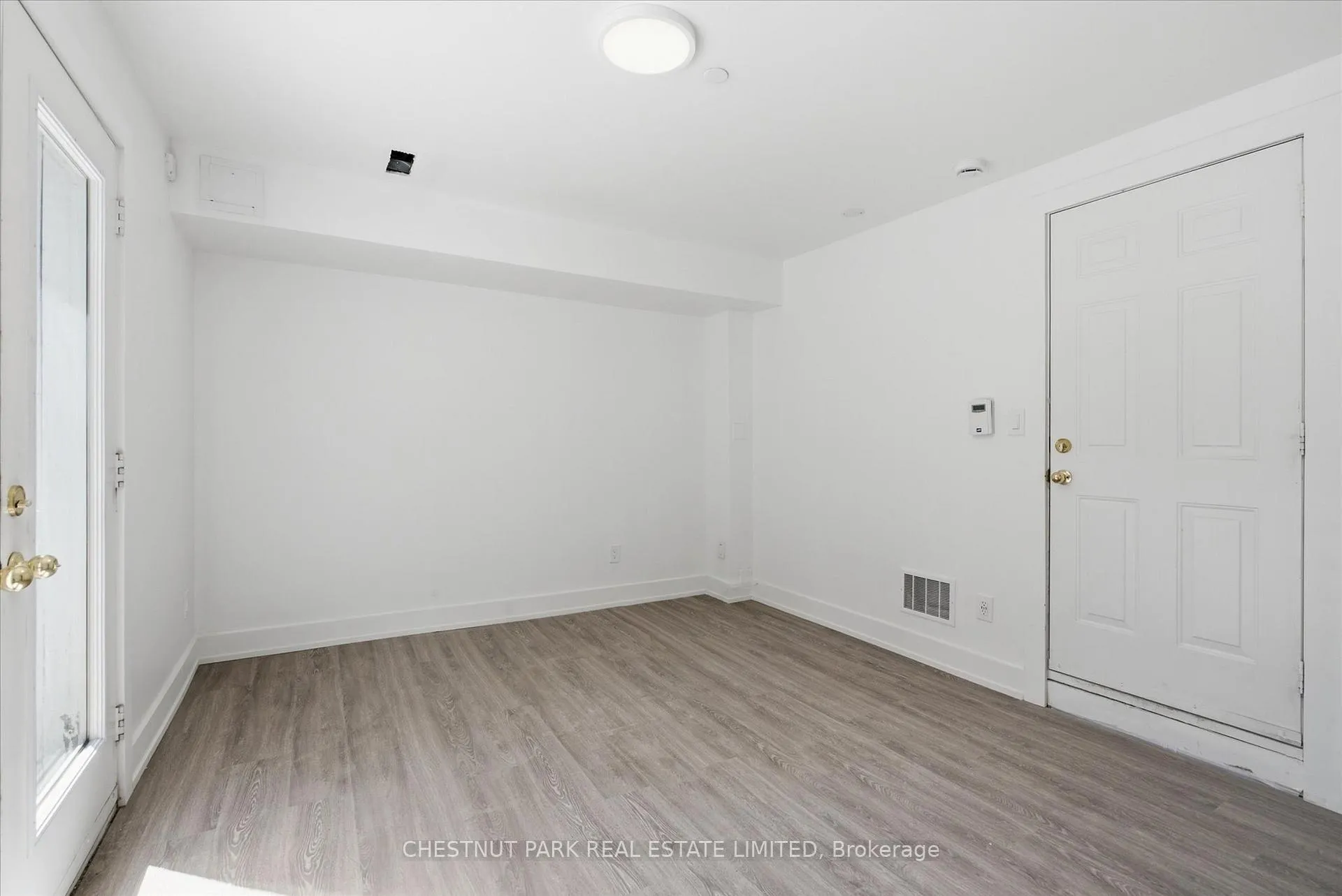 Photo 33 of 1 Agnes Lane, Toronto, Greenwood-Coxwell — HOMEH