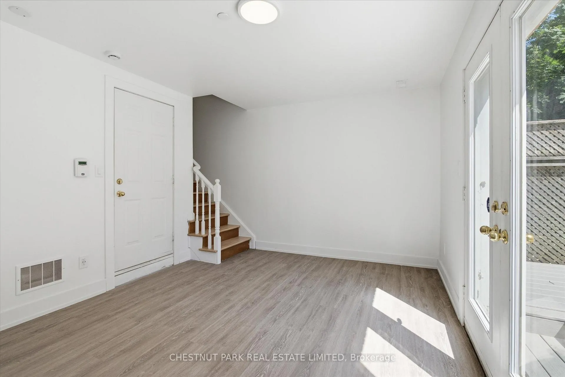 Photo 34 of 1 Agnes Lane, Toronto, Greenwood-Coxwell — HOMEH