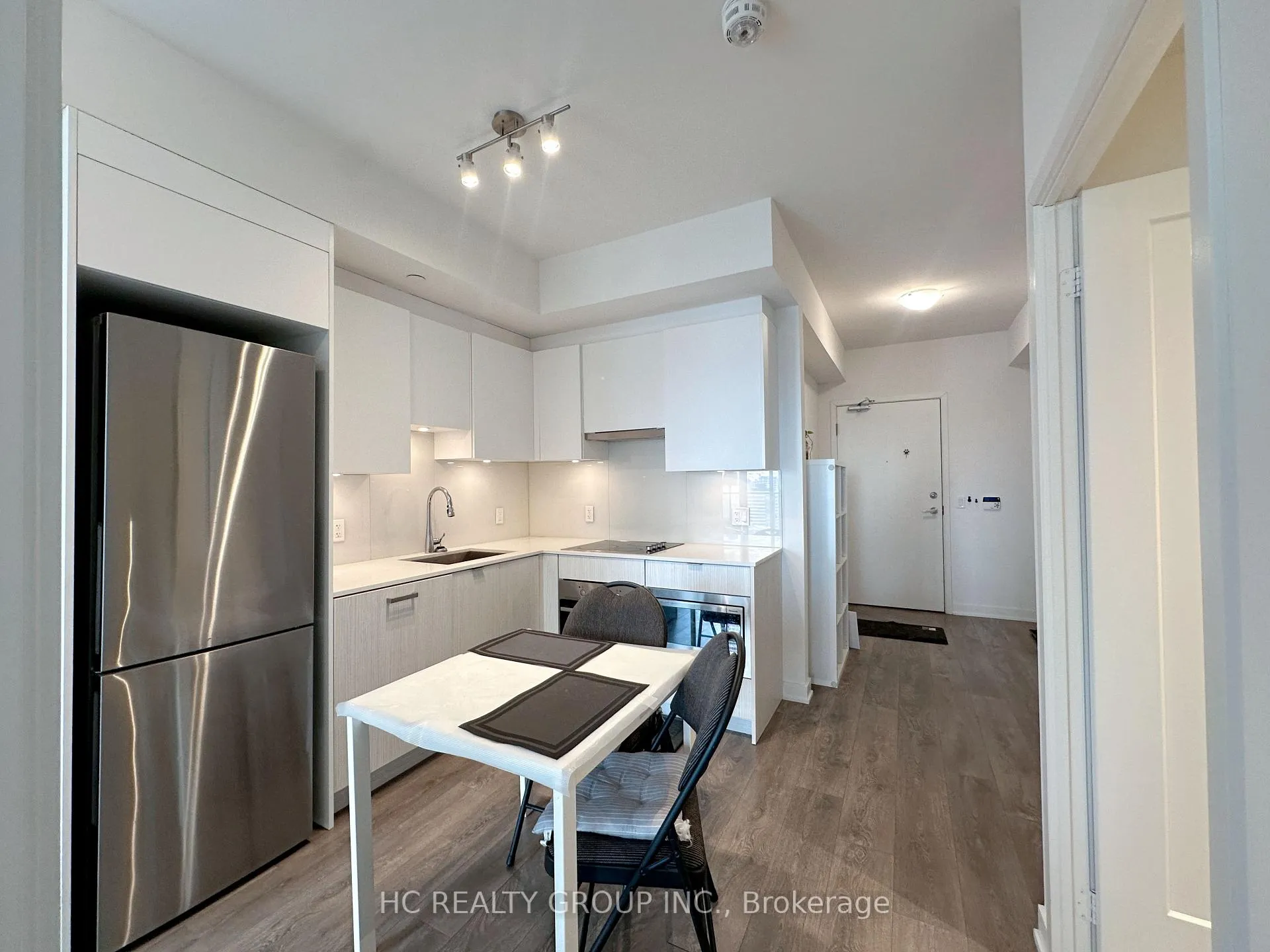 Photo 18 of Unit 2906, 195 Redpath Avenue, Toronto, Mount Pleasant West — HOMEH