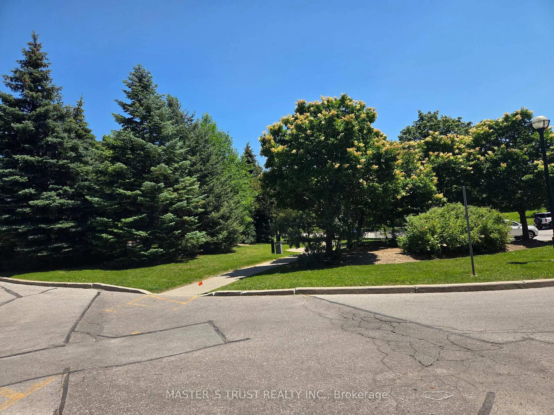 Photo 4 of Unit 1007, 2627 Mccowan Road, Scarborough, Agincourt North — HOMEH