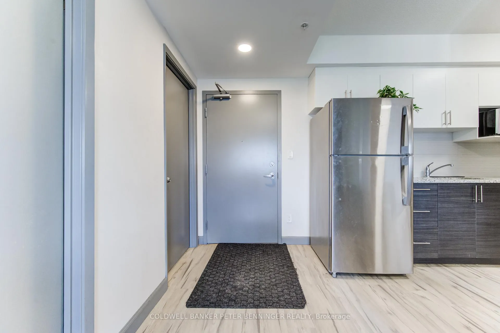 Photo 3 of Unit 1113, 258A Sunview Street, Waterloo, Beechwood/University — HOMEH