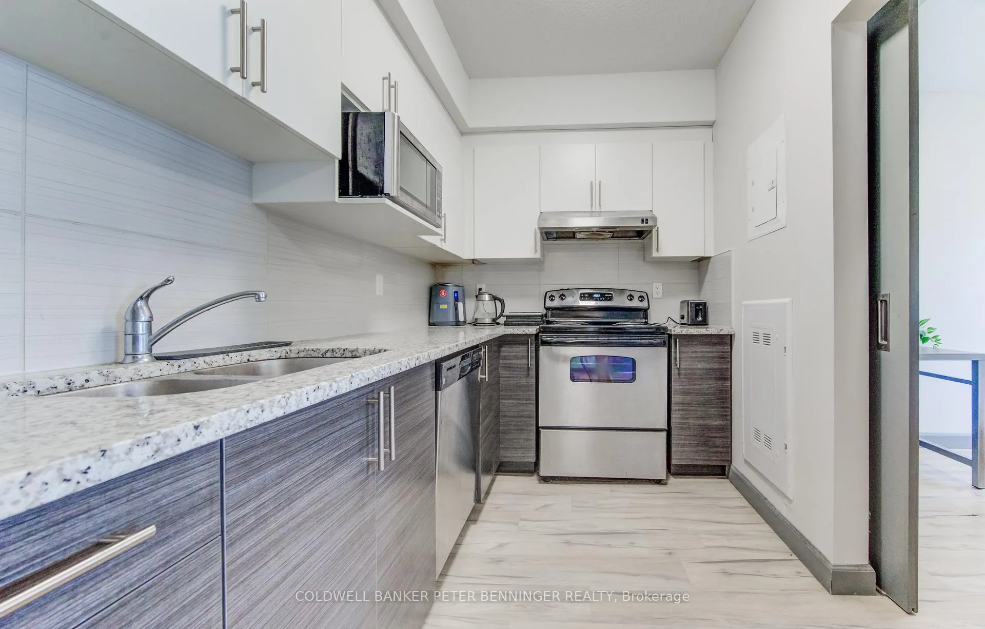 Photo 6 of Unit 1113, 258A Sunview Street, Waterloo, Beechwood/University — HOMEH