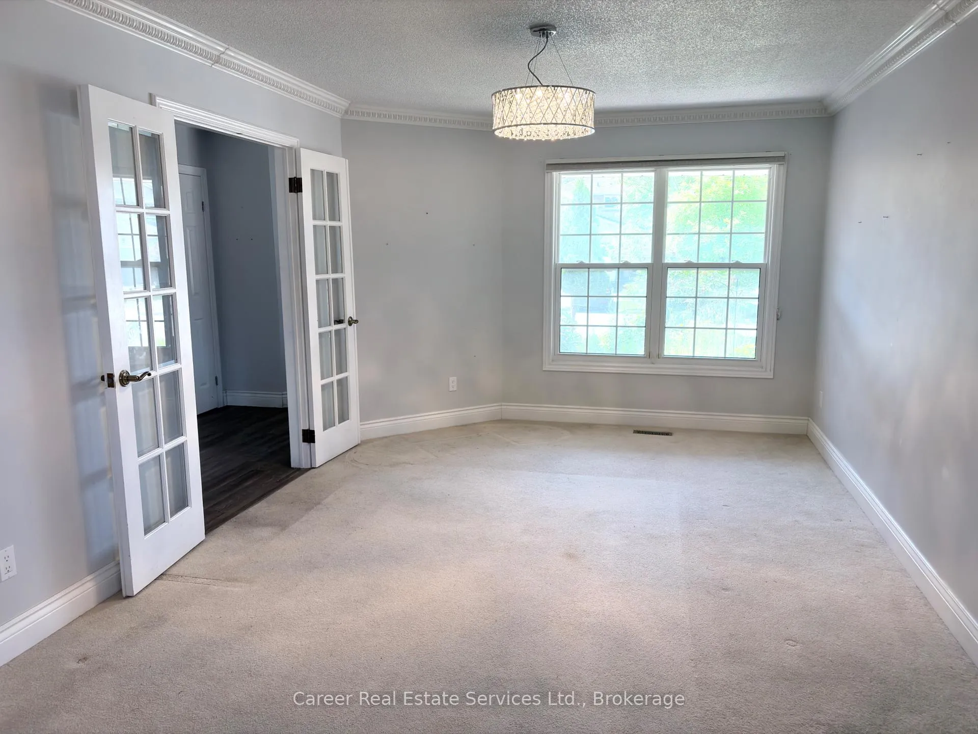 Photo 5 of 560 Steeple Hill, Pickering, Woodlands — HOMEH