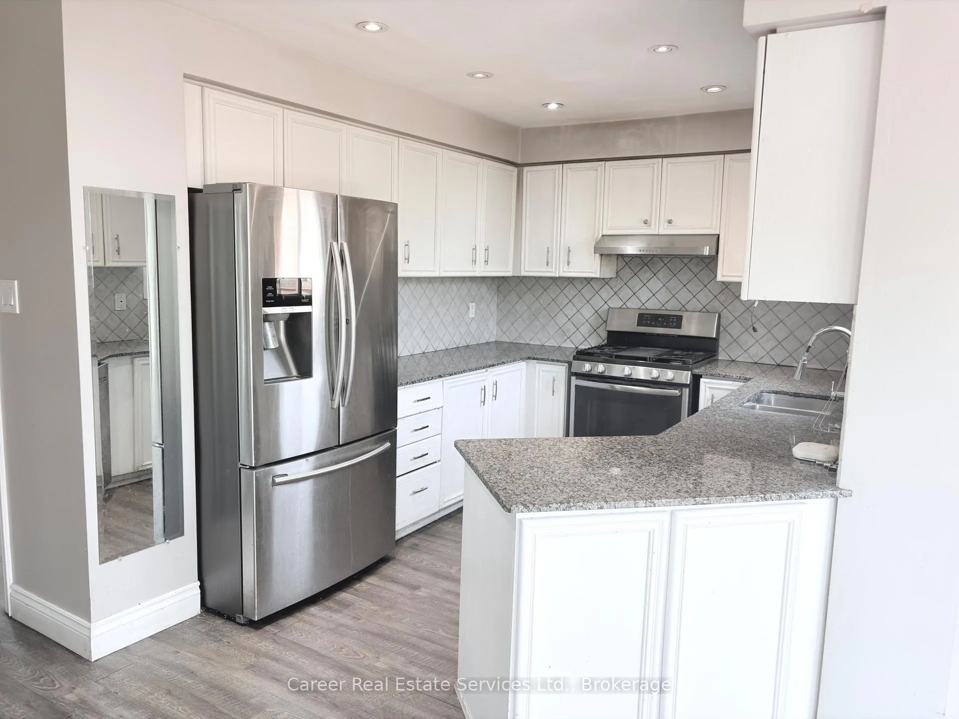 Photo 11 of 560 Steeple Hill, Pickering, Woodlands — HOMEH