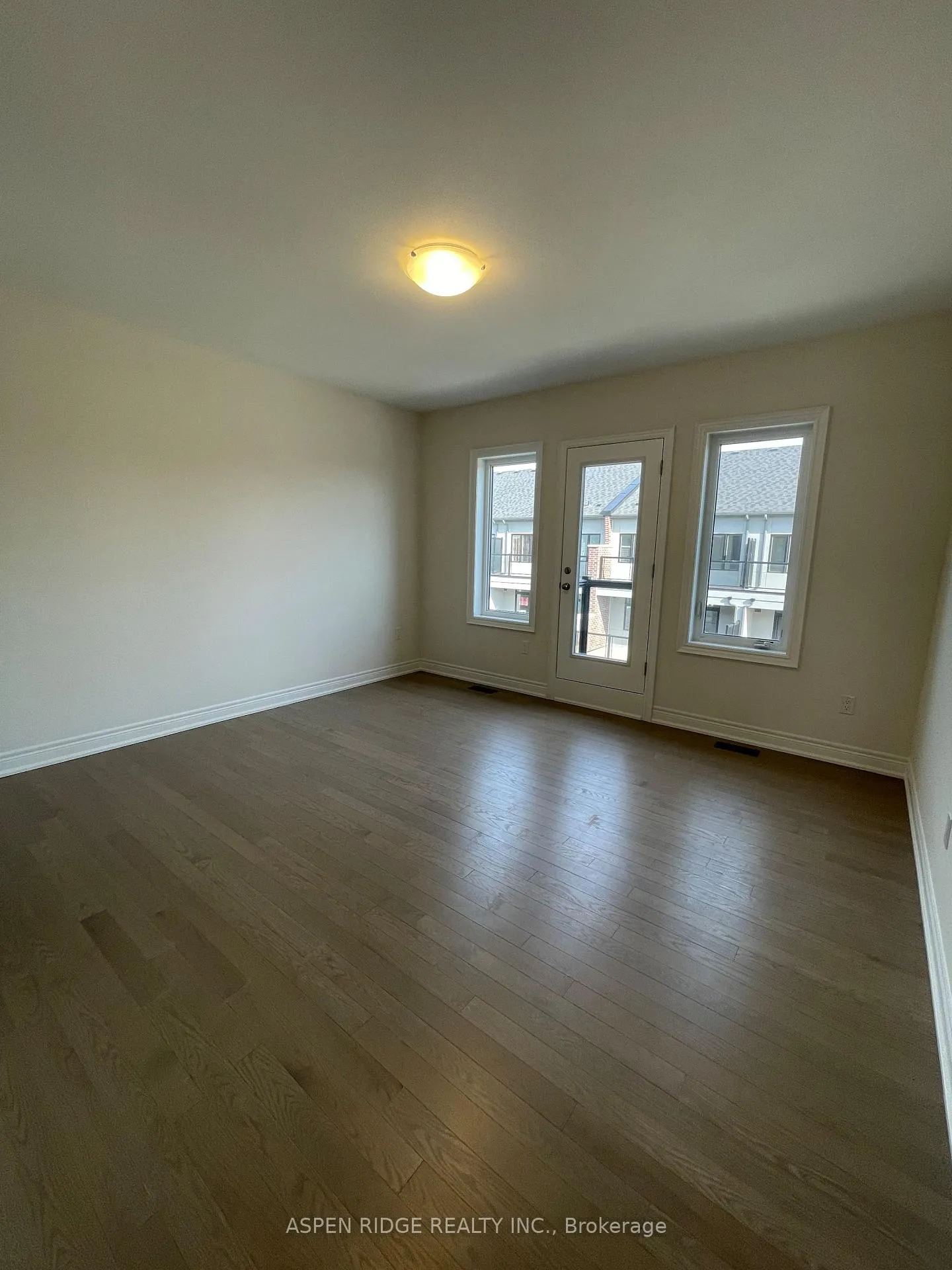 Photo 15 of 529 Vine Cliff Boulevard, Markham, Rural Markham — HOMEH