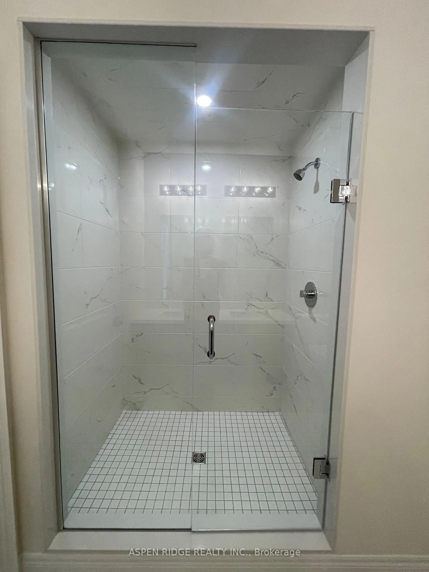 Photo 17 of 529 Vine Cliff Boulevard, Markham, Rural Markham — HOMEH