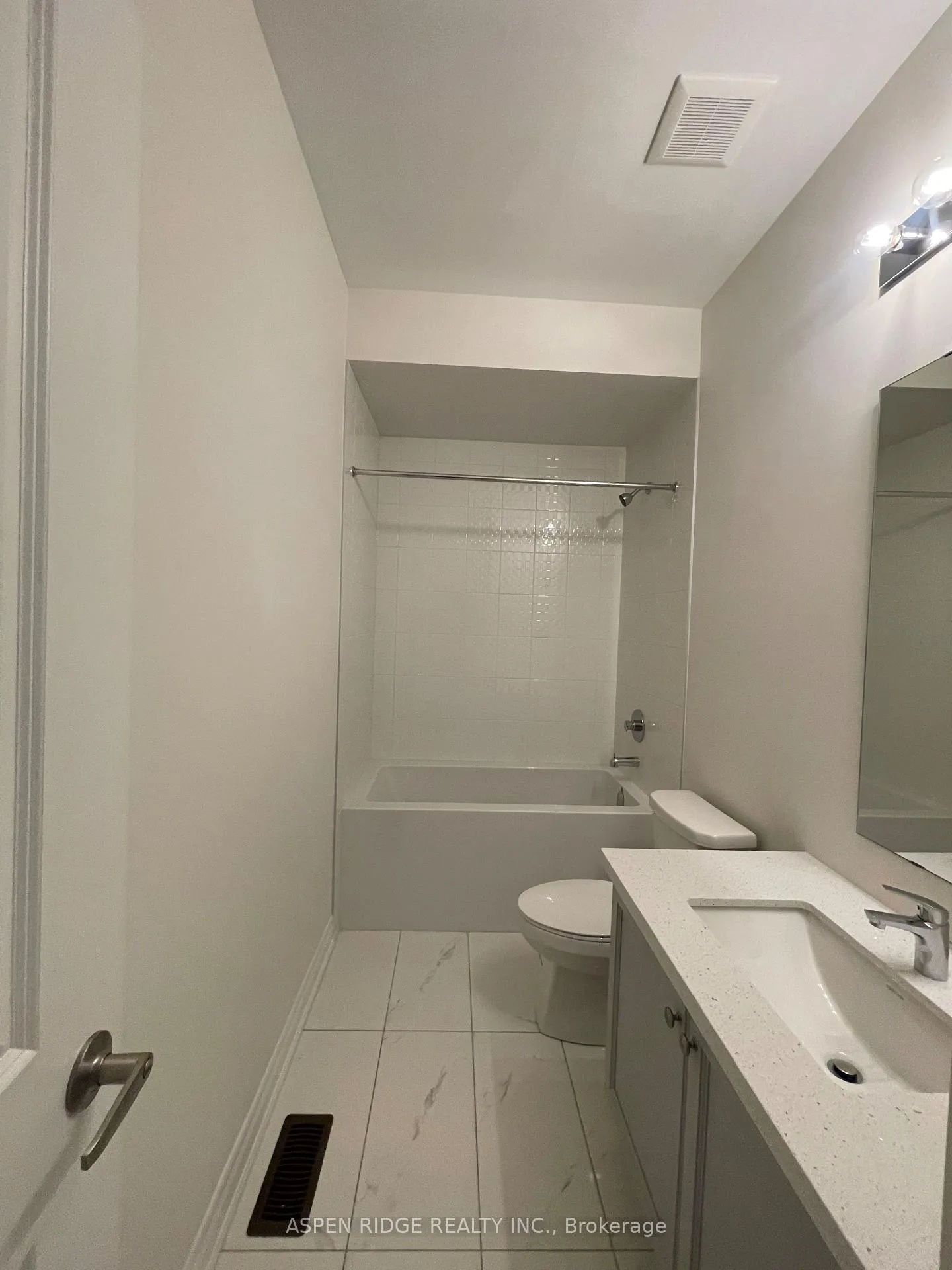 Photo 19 of 529 Vine Cliff Boulevard, Markham, Rural Markham — HOMEH