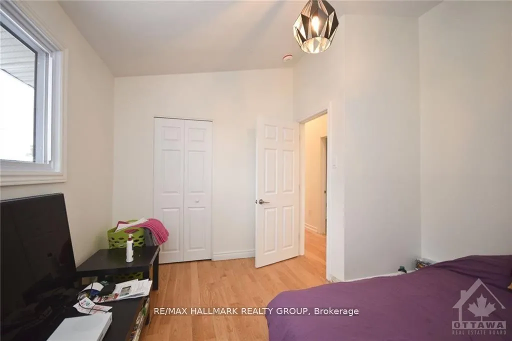 Photo 7 of 1415 Maxime Road, Ottawa, Pineview — HOMEH