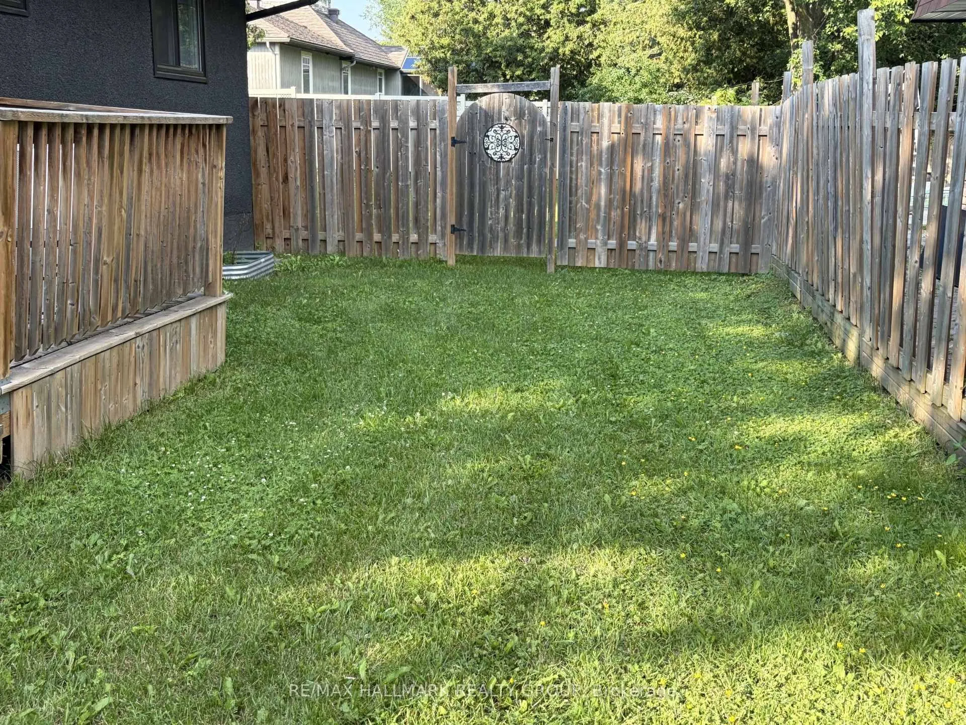 Photo 8 of 1415 Maxime Road, Ottawa, Pineview — HOMEH