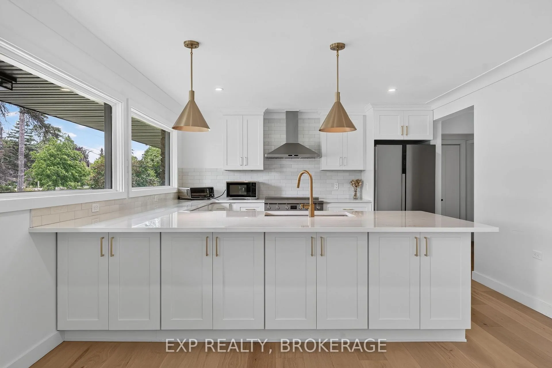 Photo 4 of 1802 Sydenham Road, Kingston, City North of 401 — HOMEH