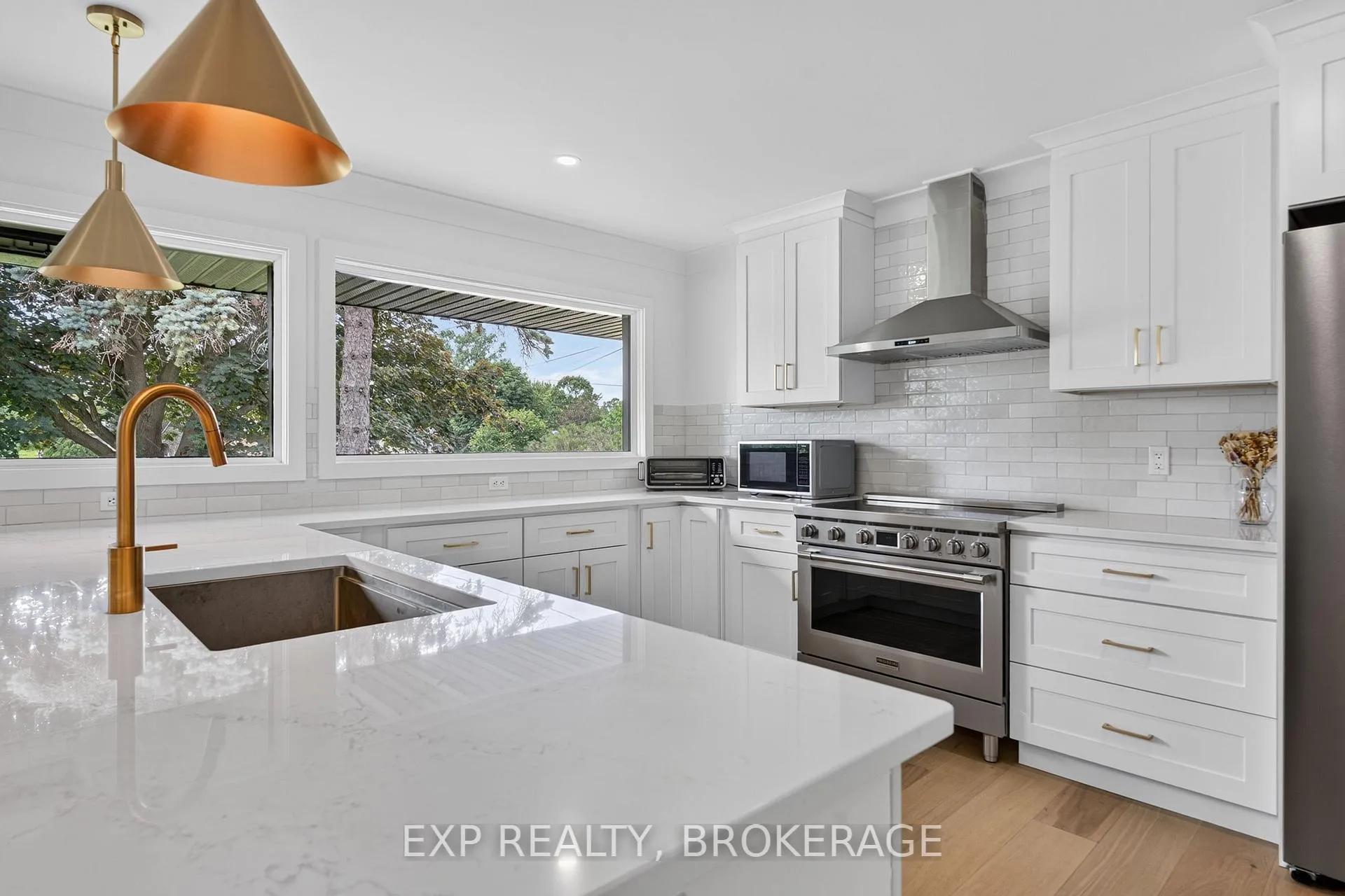 Photo 5 of 1802 Sydenham Road, Kingston, City North of 401 — HOMEH