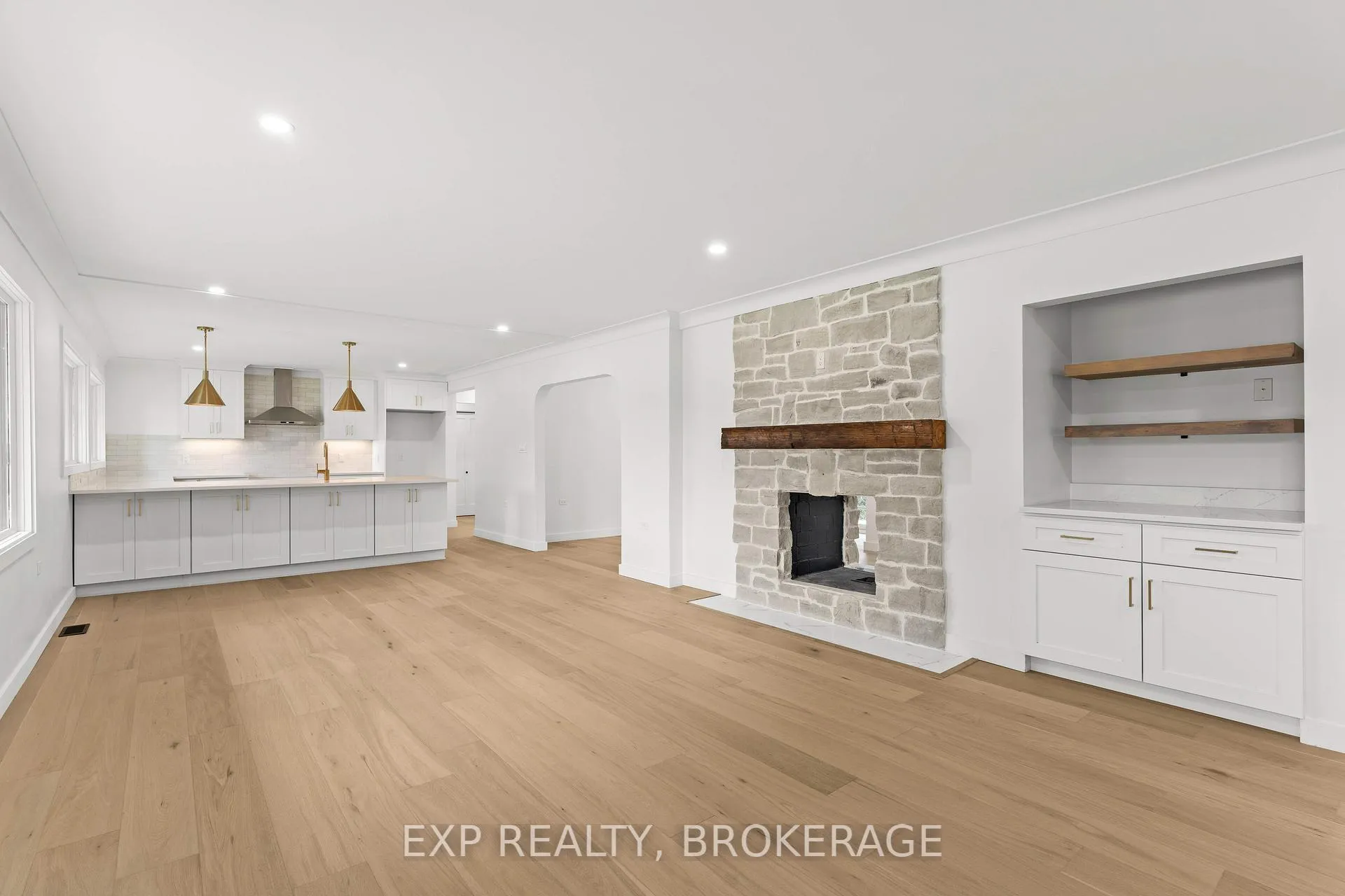 Photo 11 of 1802 Sydenham Road, Kingston, City North of 401 — HOMEH