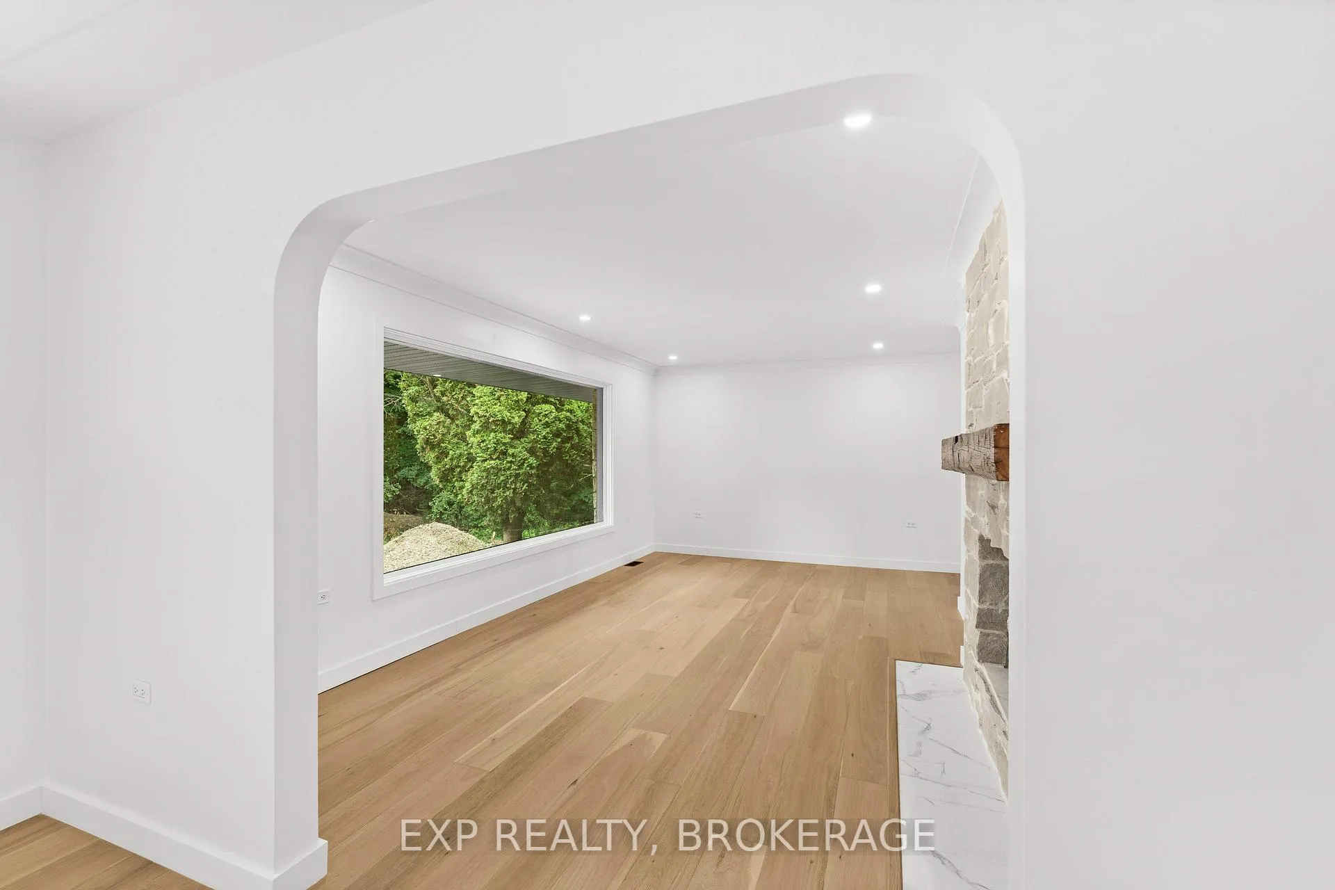 Photo 15 of 1802 Sydenham Road, Kingston, City North of 401 — HOMEH
