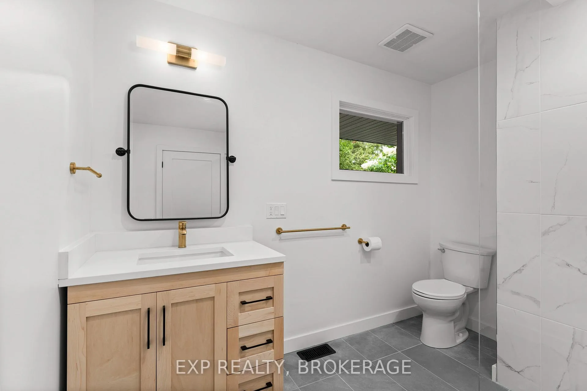 Photo 29 of 1802 Sydenham Road, Kingston, City North of 401 — HOMEH
