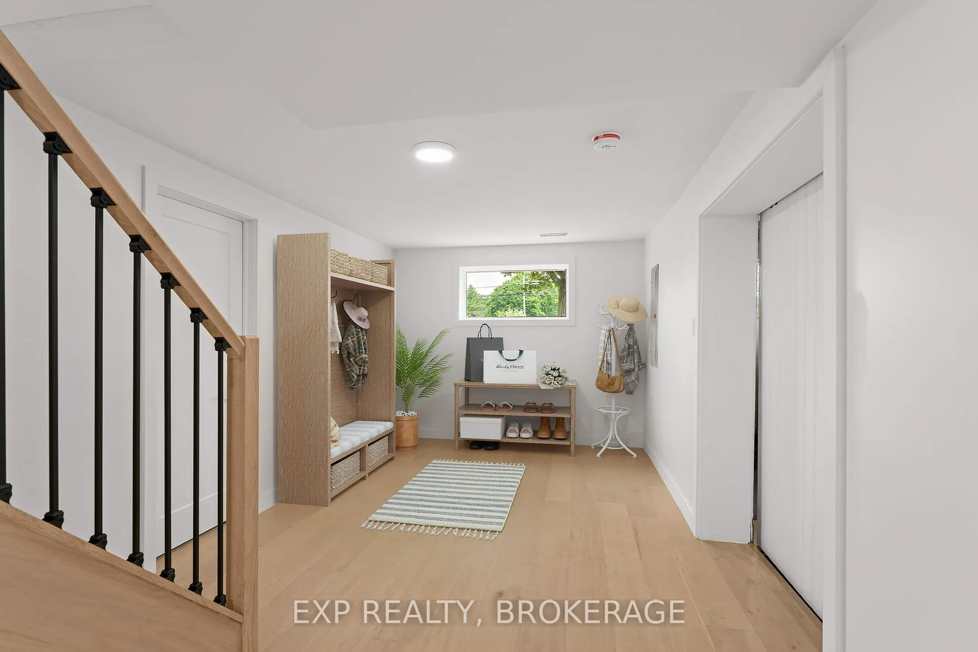 Photo 33 of 1802 Sydenham Road, Kingston, City North of 401 — HOMEH
