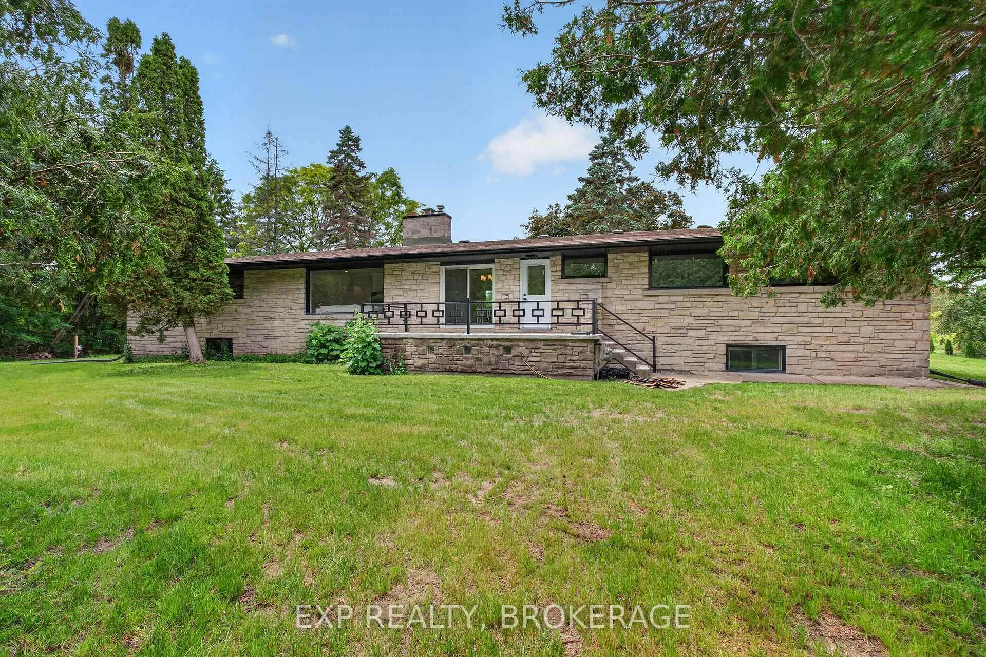 Photo 35 of 1802 Sydenham Road, Kingston, City North of 401 — HOMEH