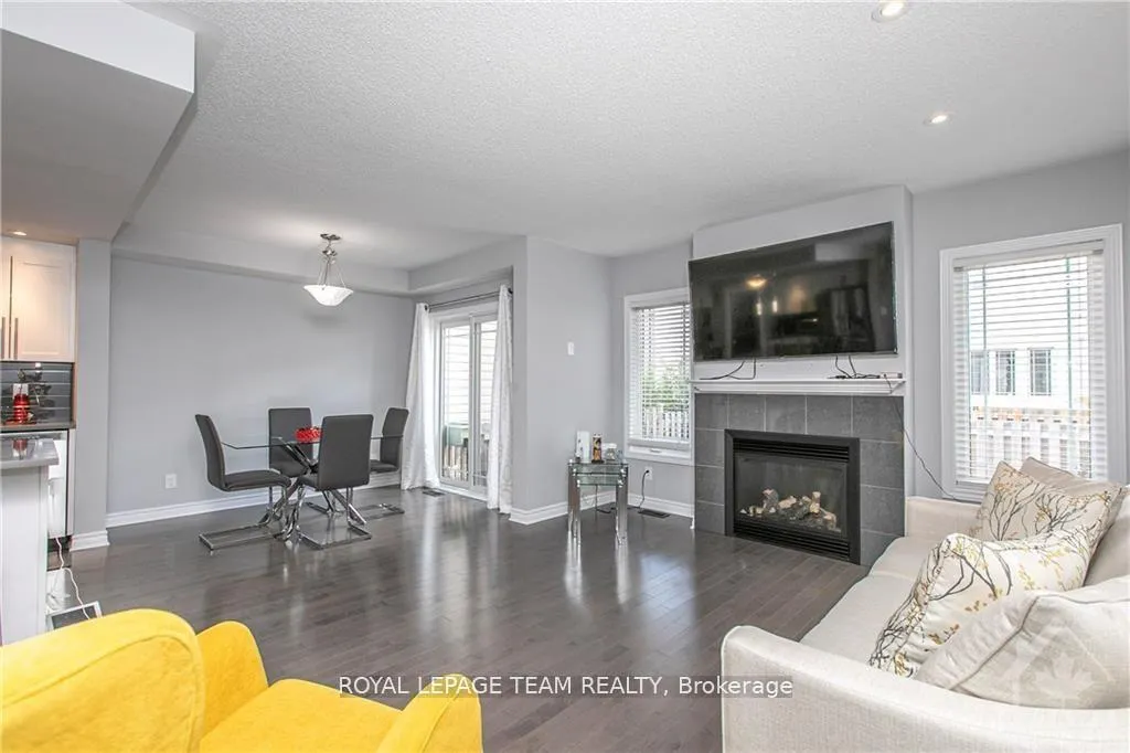 Photo 3 of 257 Gossamer Street, Ottawa, Mer Bleue/Bradley Estates/Anderson Park — HOMEH