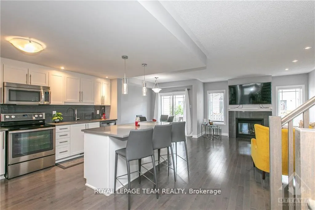 Photo 10 of 257 Gossamer Street, Ottawa, Mer Bleue/Bradley Estates/Anderson Park — HOMEH