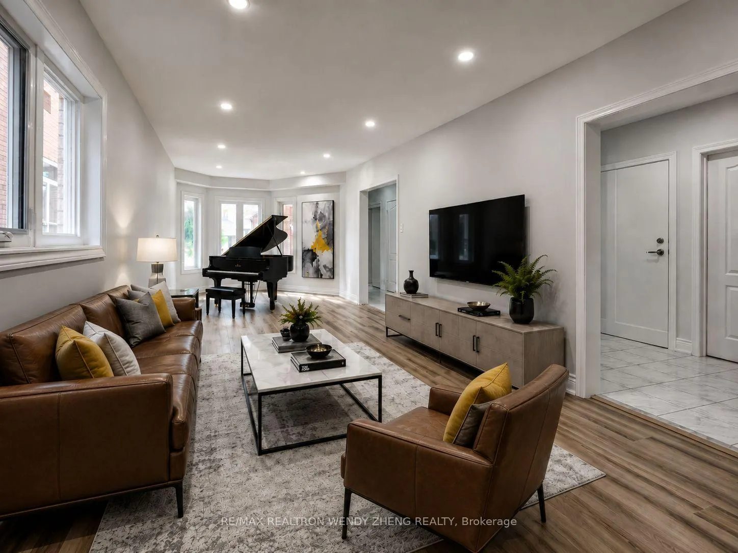 Photo 2 of 59 Springer Drive, Richmond Hill, Westbrook — HOMEH