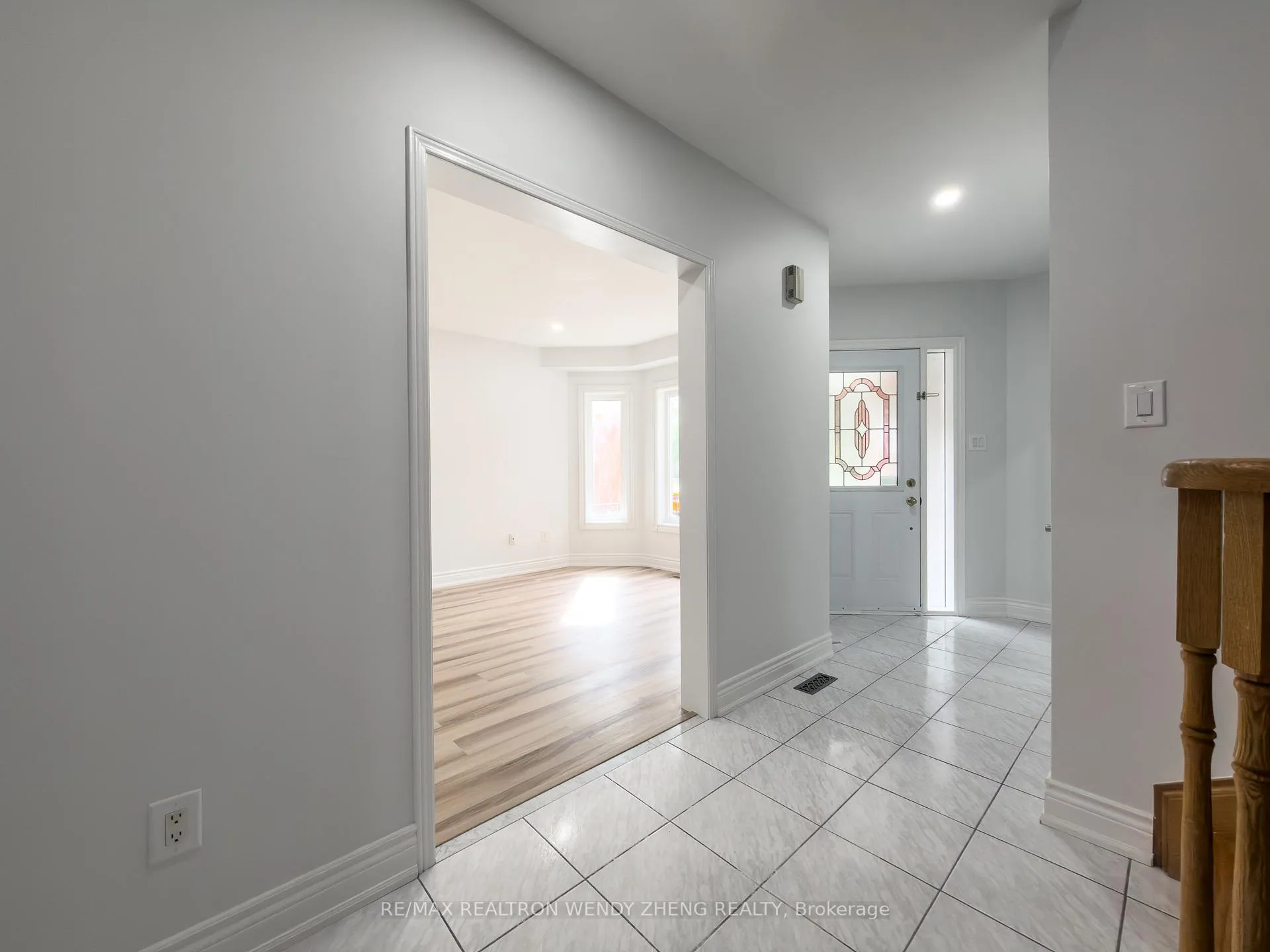 Photo 10 of 59 Springer Drive, Richmond Hill, Westbrook — HOMEH